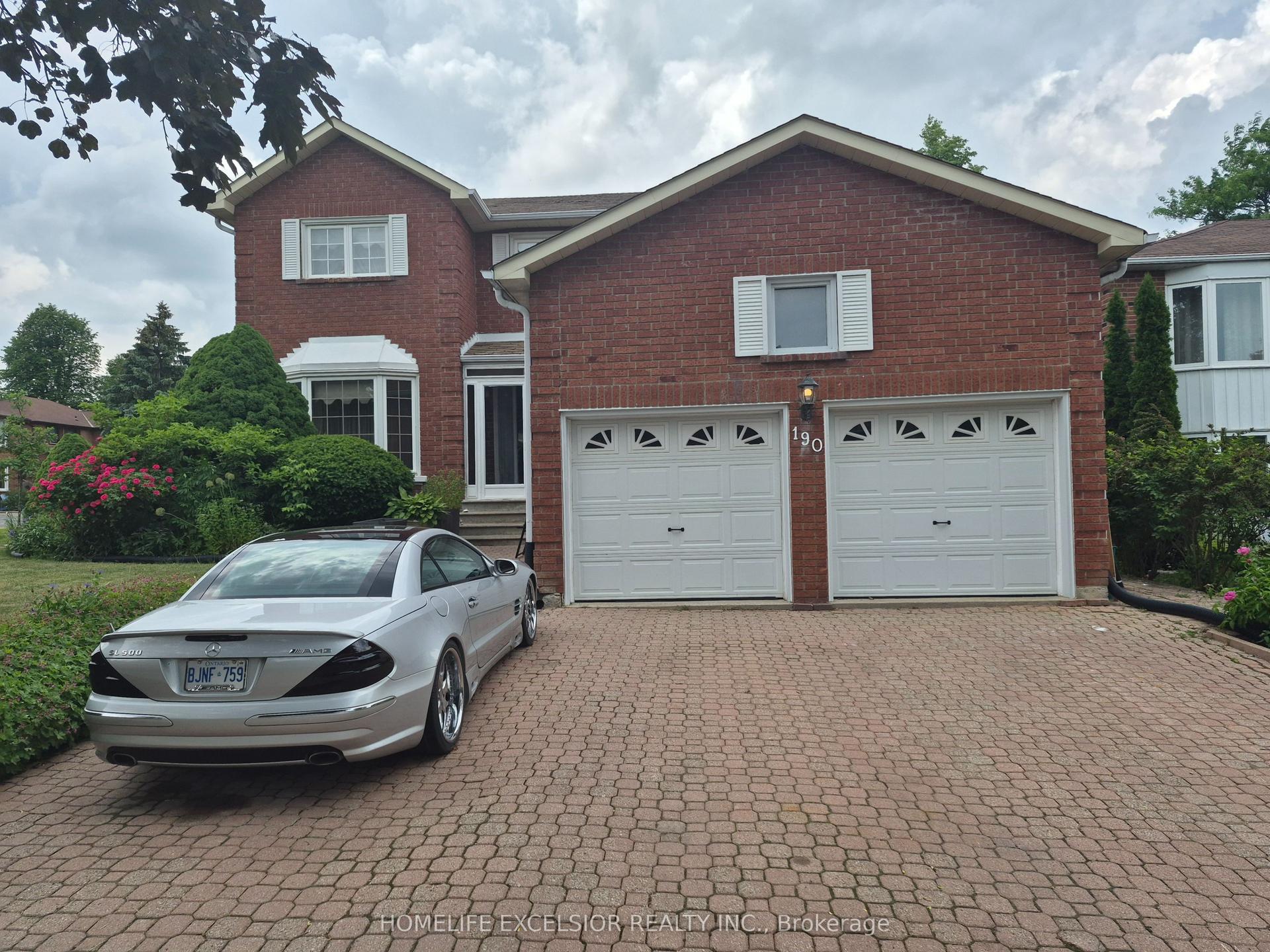 190 Raymerville Drive N — photo 1