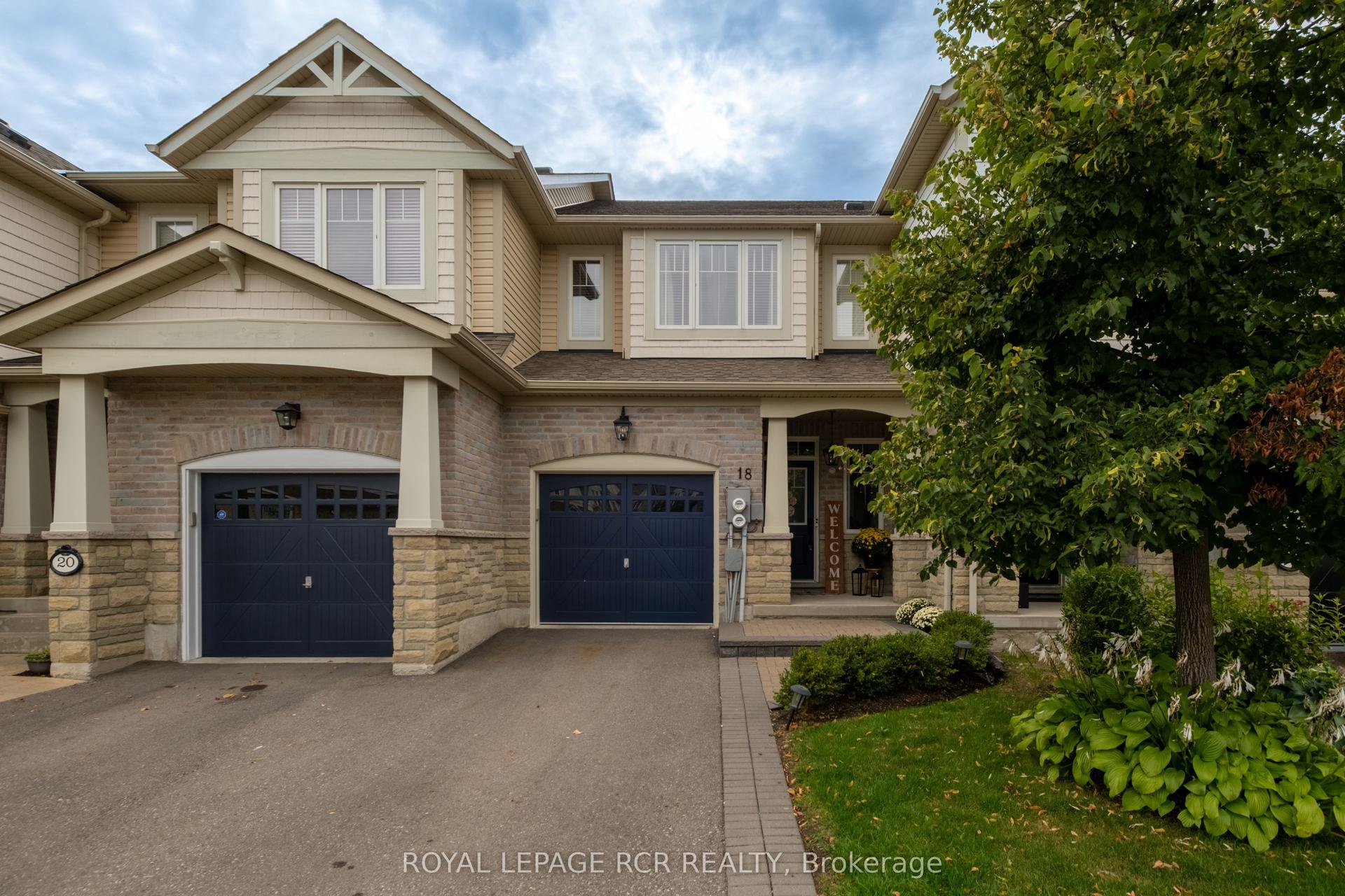 18 Cedarcrest Street, Caledon — Townhouse for sale, photo 1
