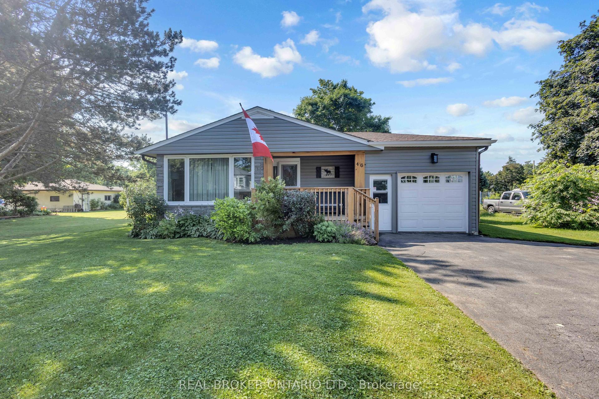46 Dufferin Street, Brant — Detached for sale, photo 1