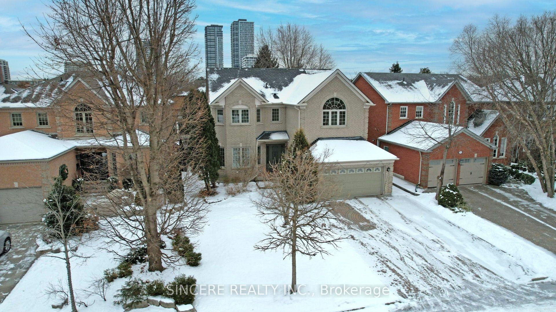 76 Braeside Square — photo 1