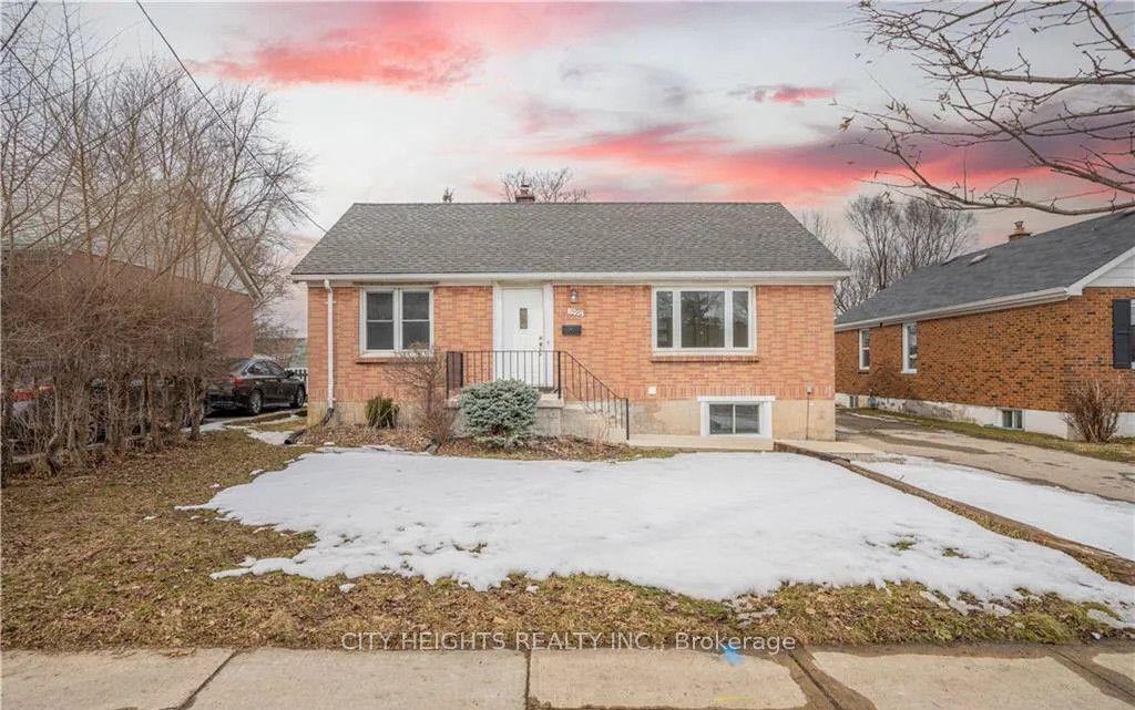 1590 Hartlet Street main #main, London East — Detached for lease, photo 1