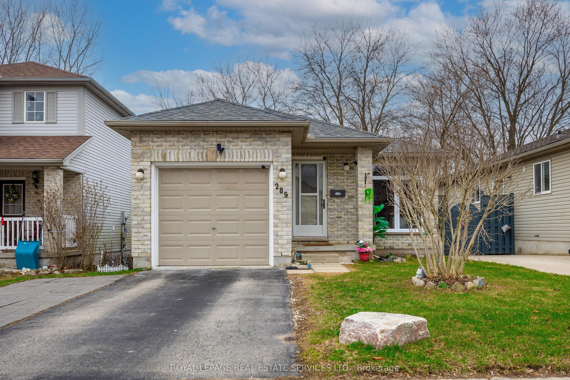 289 Hungerford Street — photo 1