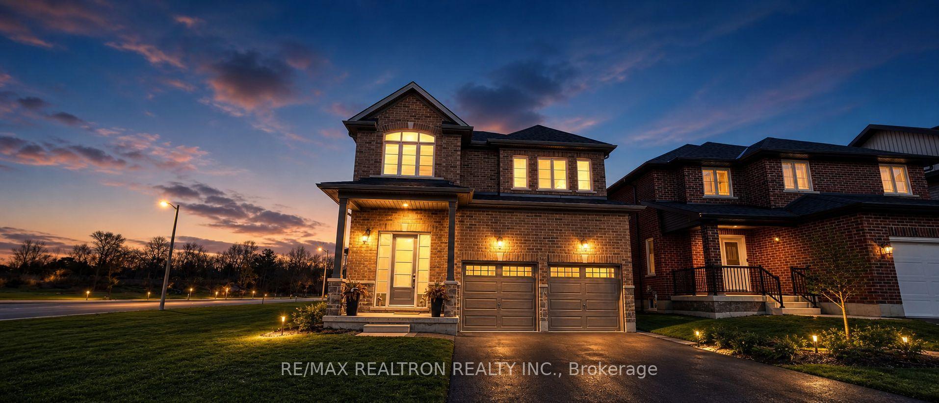 16 York Drive — photo 1