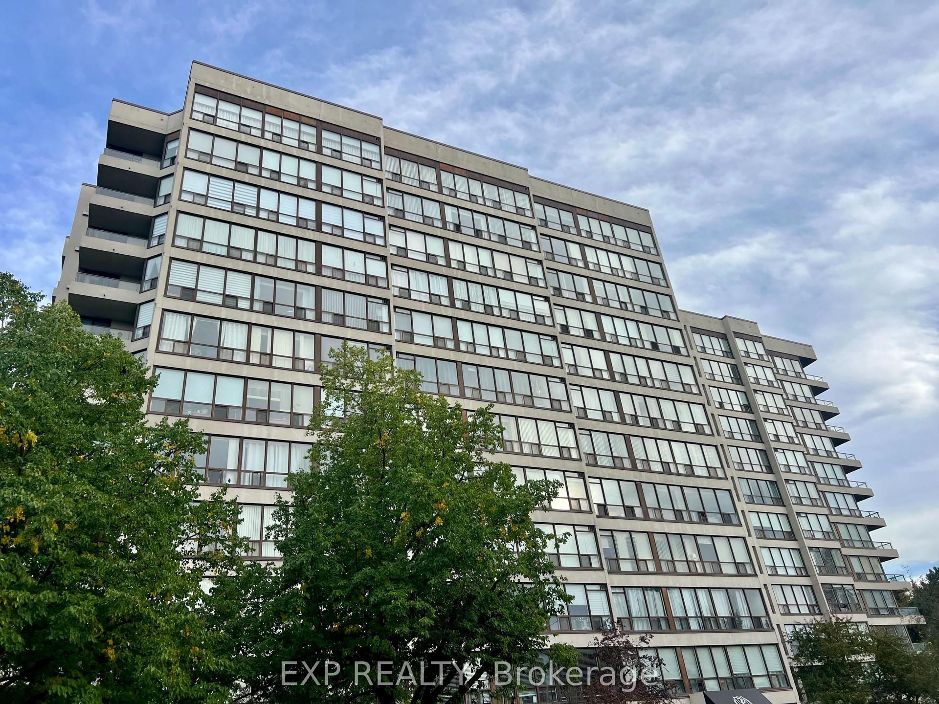 10 Laurelcrest Street 412 #412, Brampton — Condo for sale, photo 1