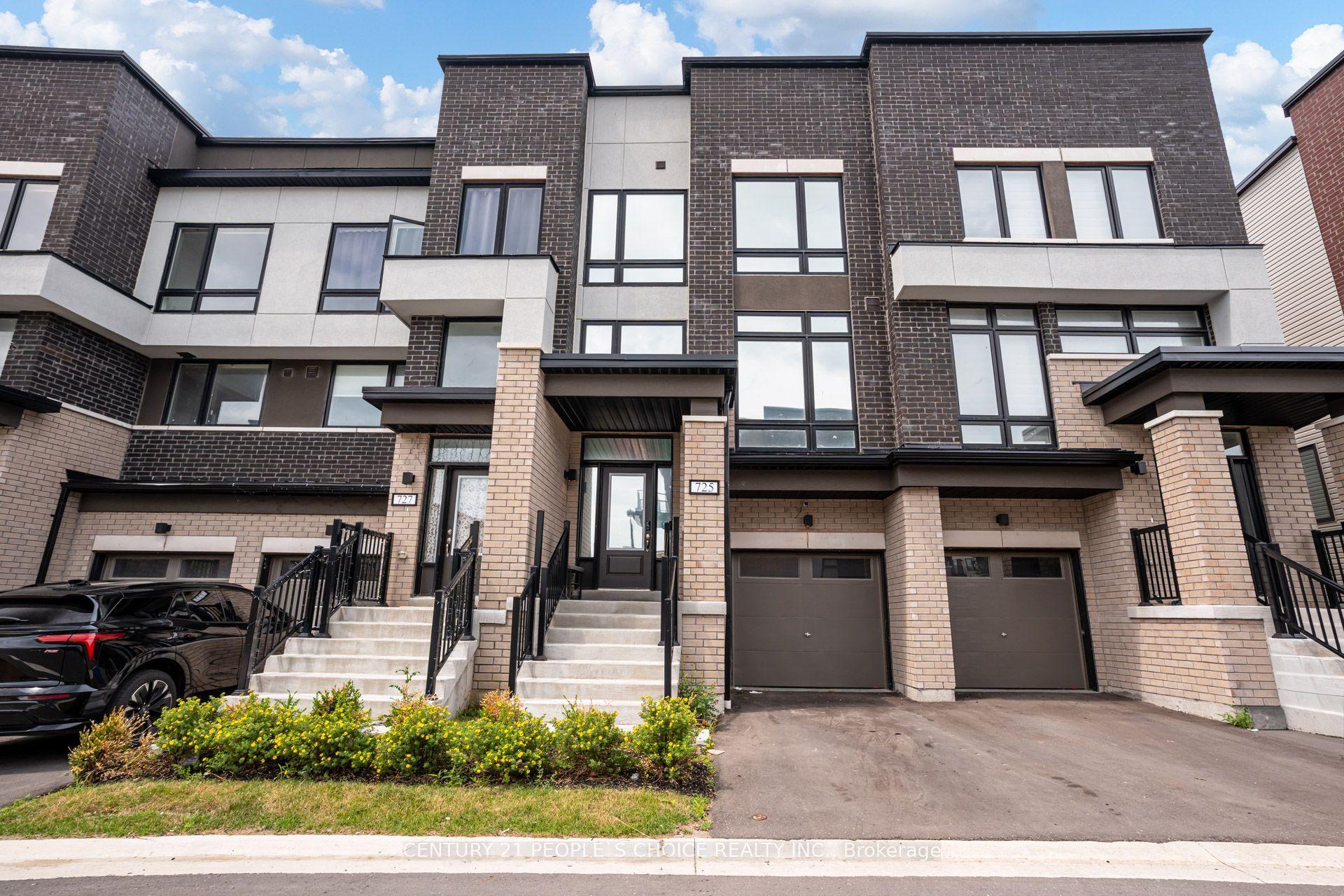 725 Heathrow Path, Oshawa — Townhouse for sale, photo 1
