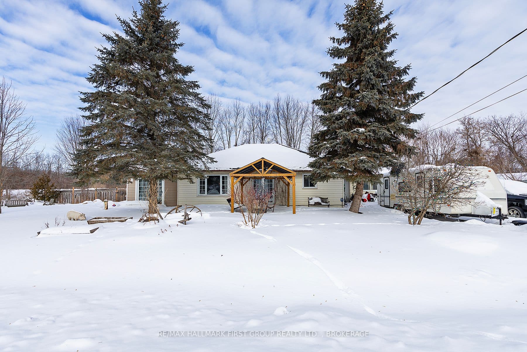 469 Absalom Road — photo 1