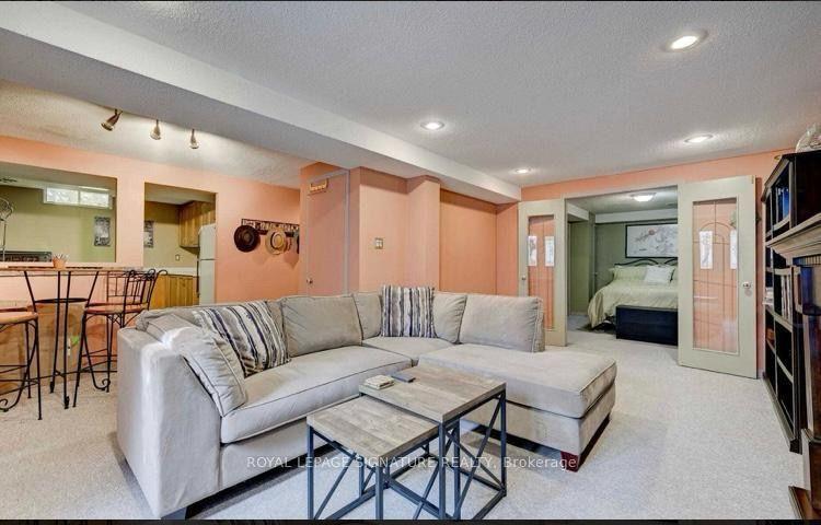 608 Springview Drive, Pickering — Detached for lease, photo 1