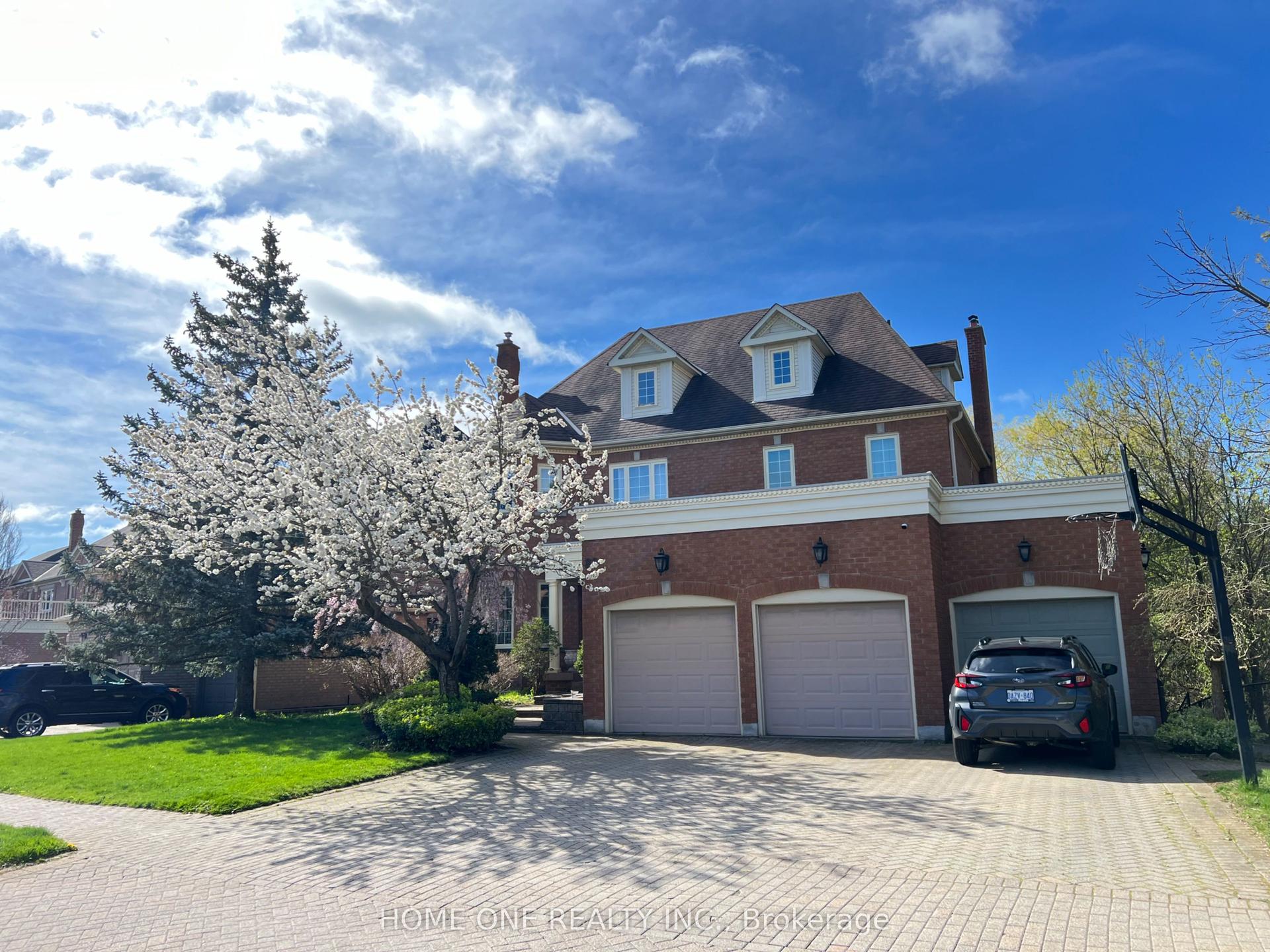 89 Regent Street, Richmond Hill — Detached for lease, photo 1