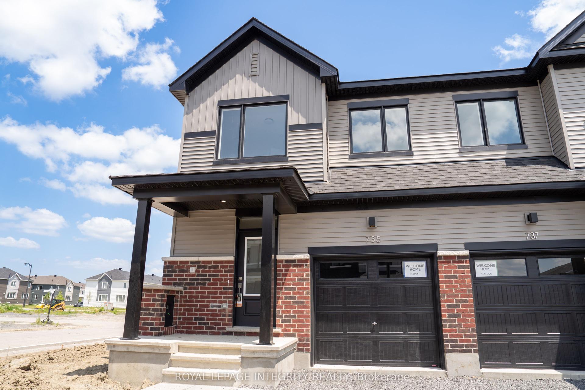 735 HAFLINGER Row, Stittsville - Munster - Richmond — Townhouse for lease, photo 1