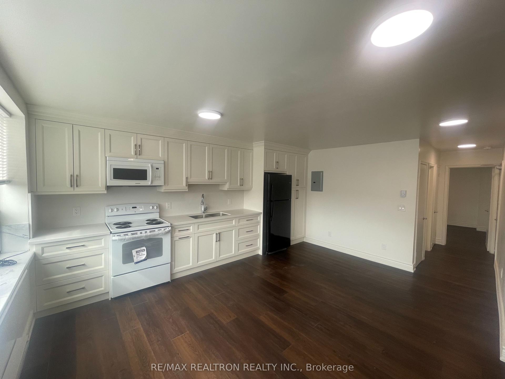 1985 Lawrence Avenue E 2 #2 — photo 1