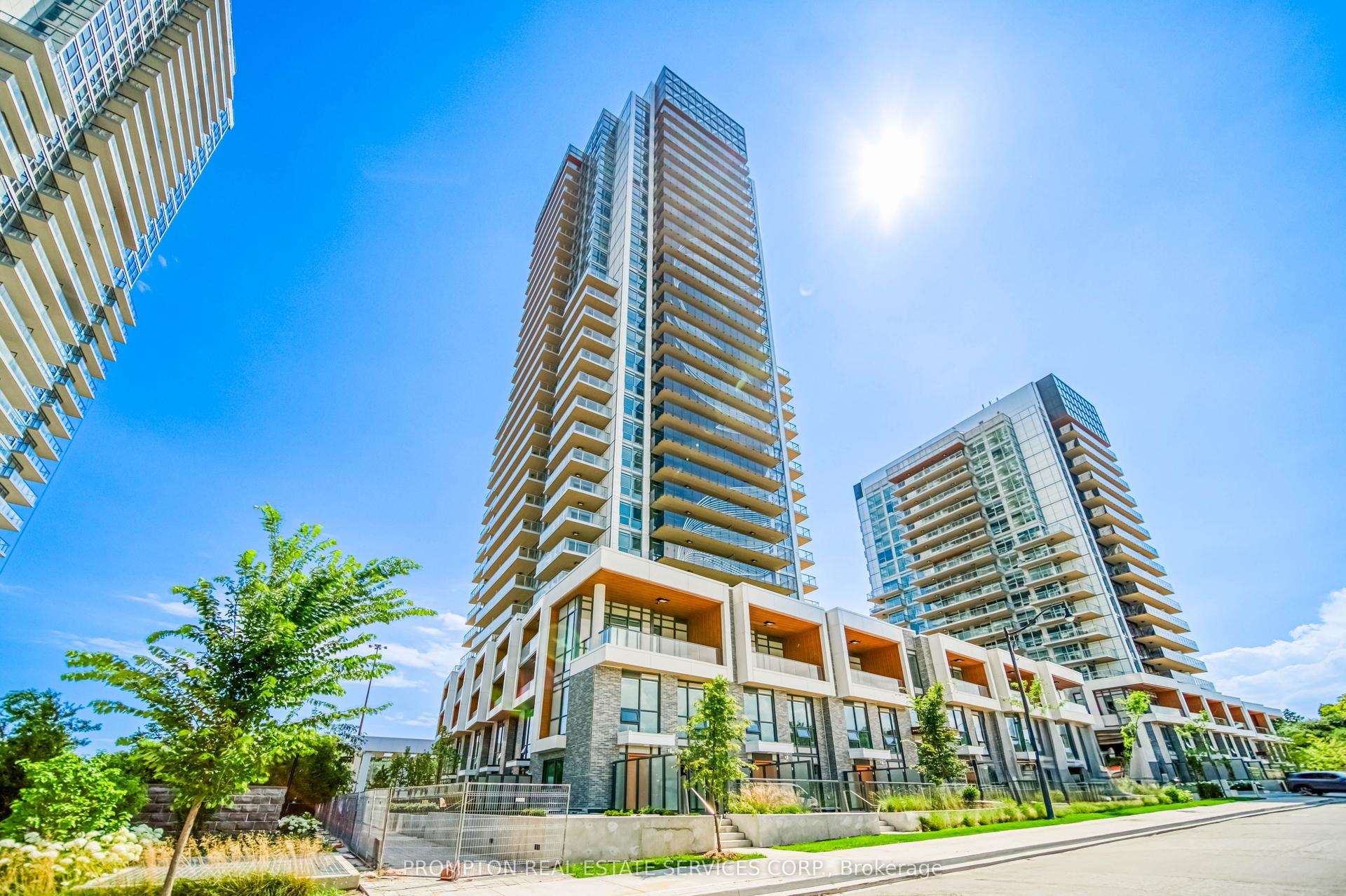 25 Mcmahon Drive 707 #707 — photo 1