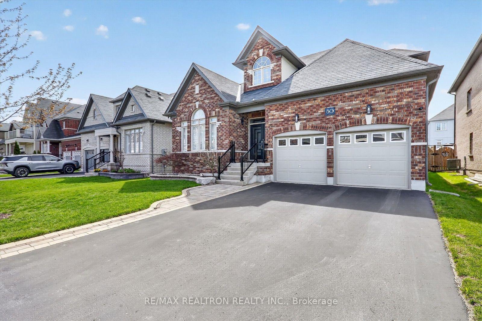 50 Donald Powell Crescent — photo 1