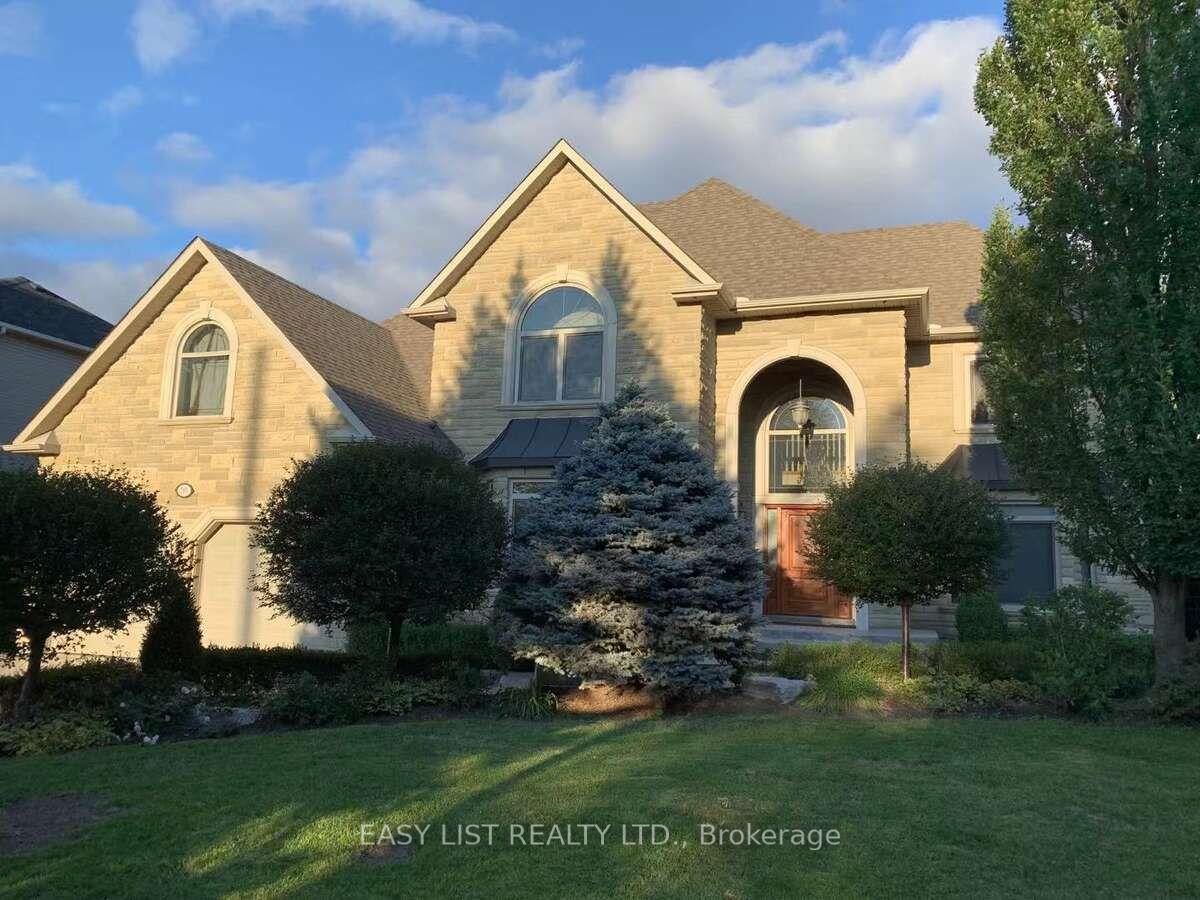 785 Clarence Street — photo 1