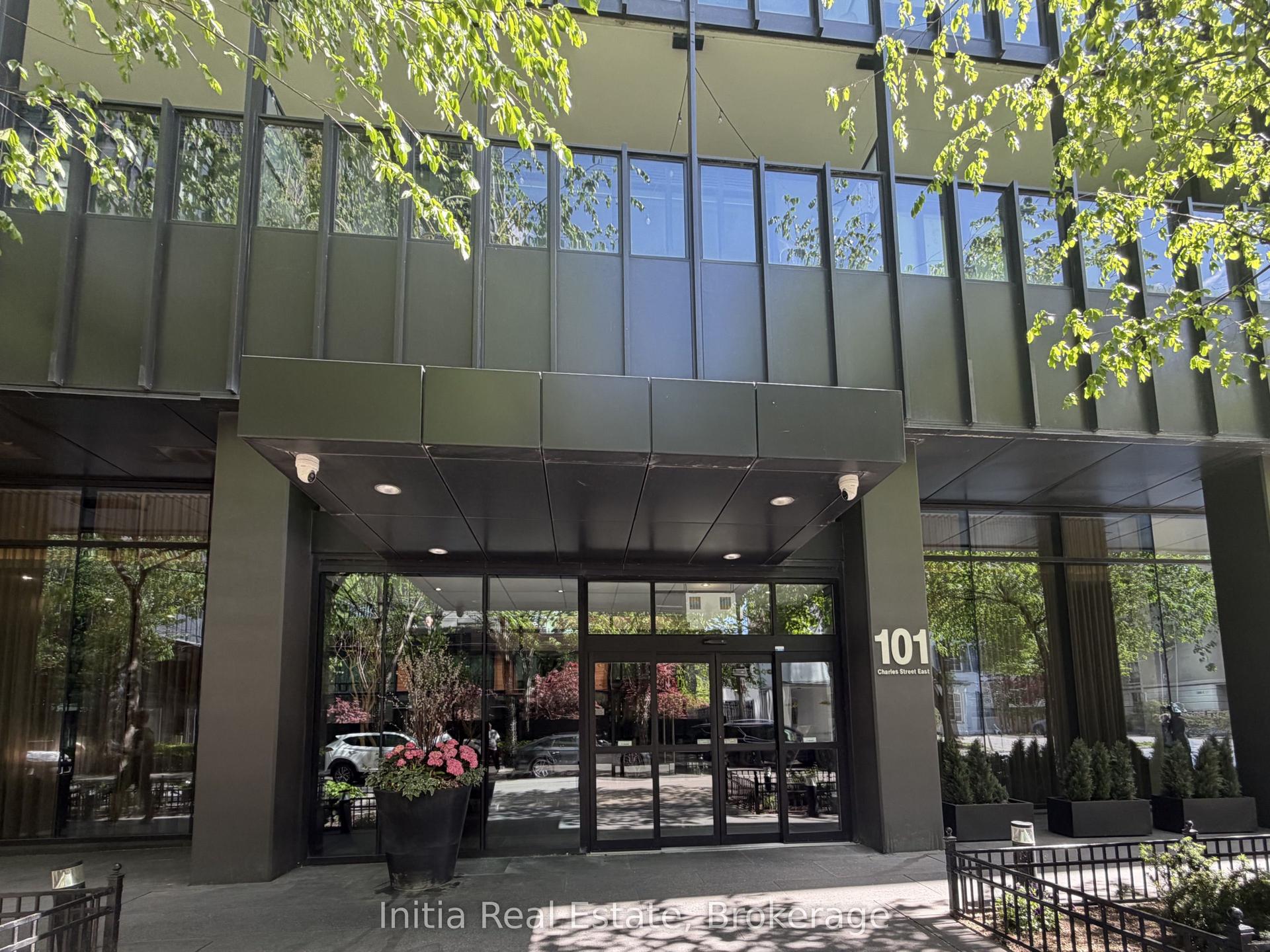 101 Charles Street E 2003 #2003, Toronto — Condo for sale, photo 1