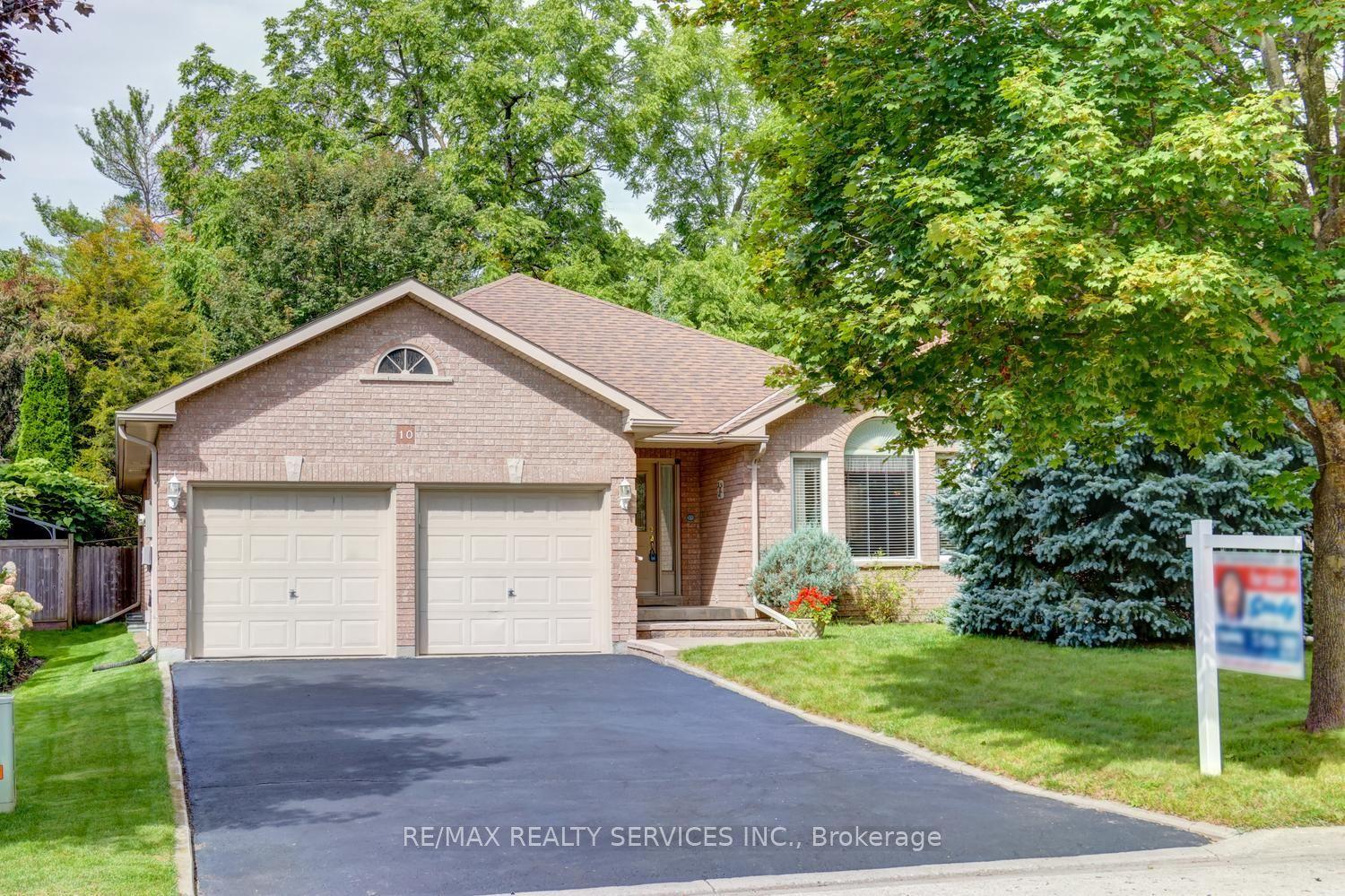 10 Brent Road, East Gwillimbury — Detached for sale, photo 1