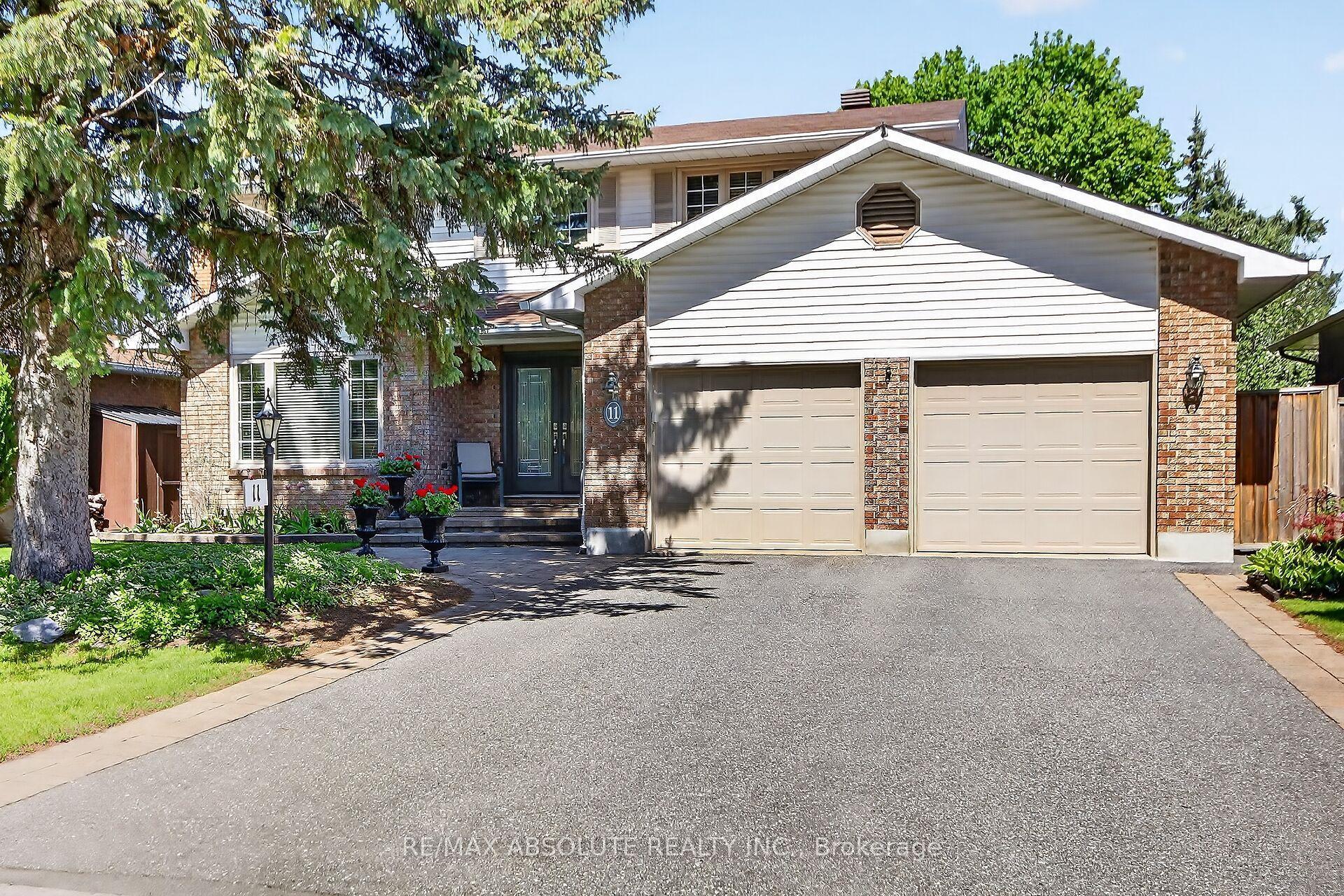 11 Mancil Drive — photo 1