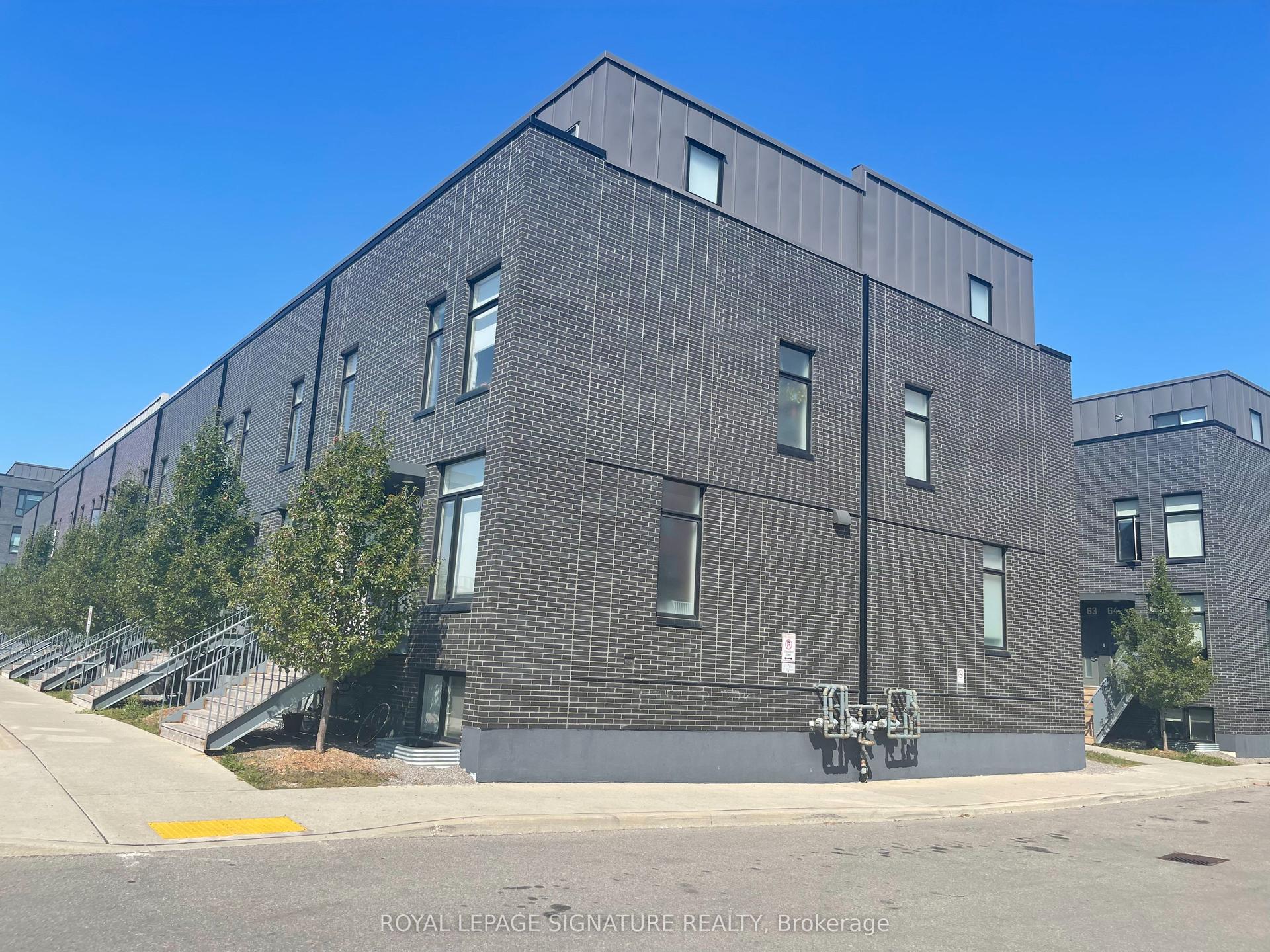 1760 Simcoe Street N 95B #95B, Oshawa — Townhouse for lease, photo 1