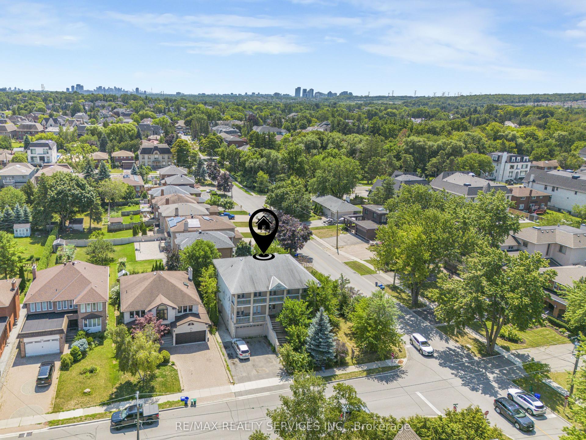 135 Spruce Avenue, Richmond Hill — Detached for sale, photo 1