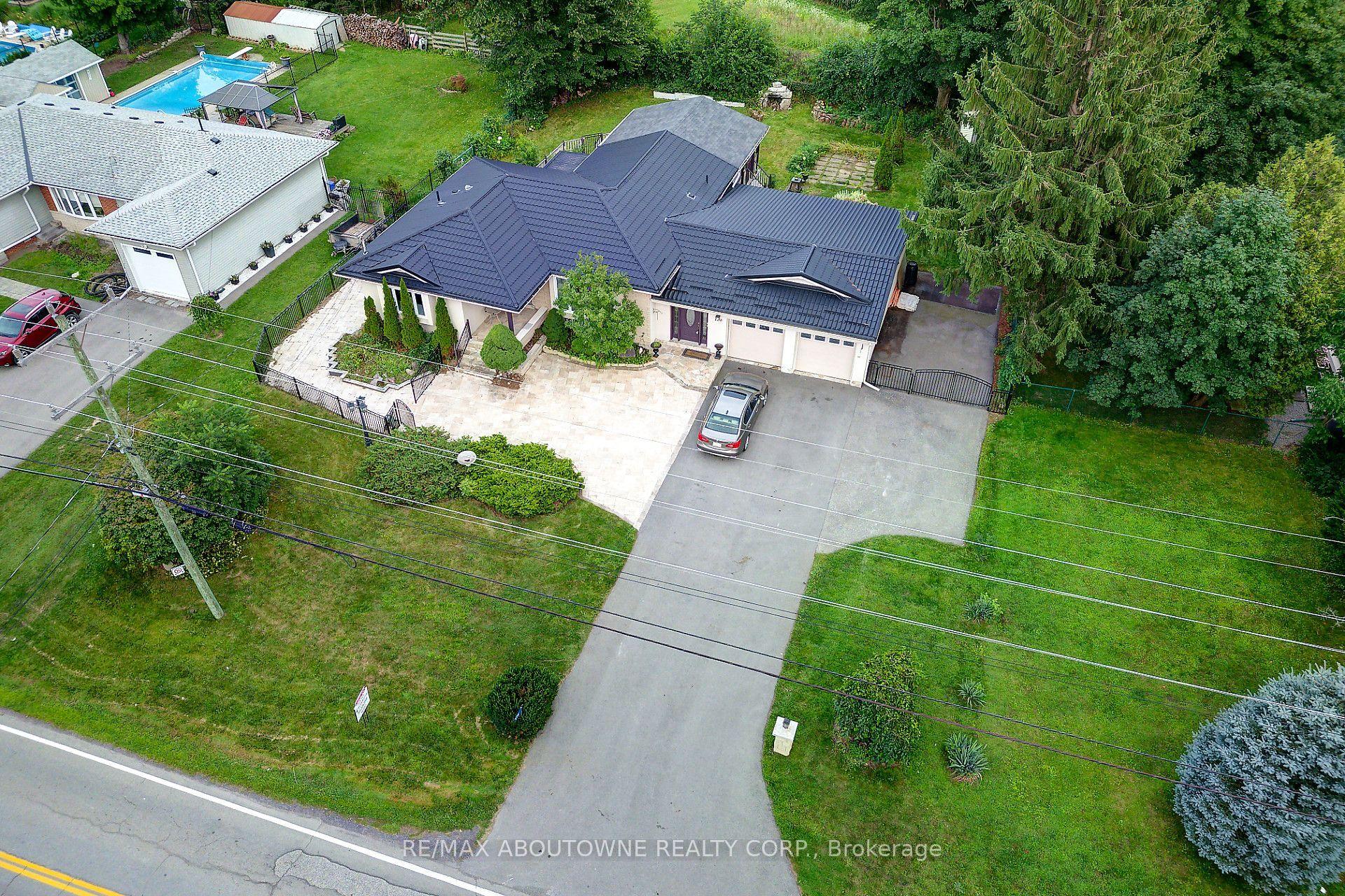 178 Carlisle Road, Hamilton — Detached for sale, photo 1