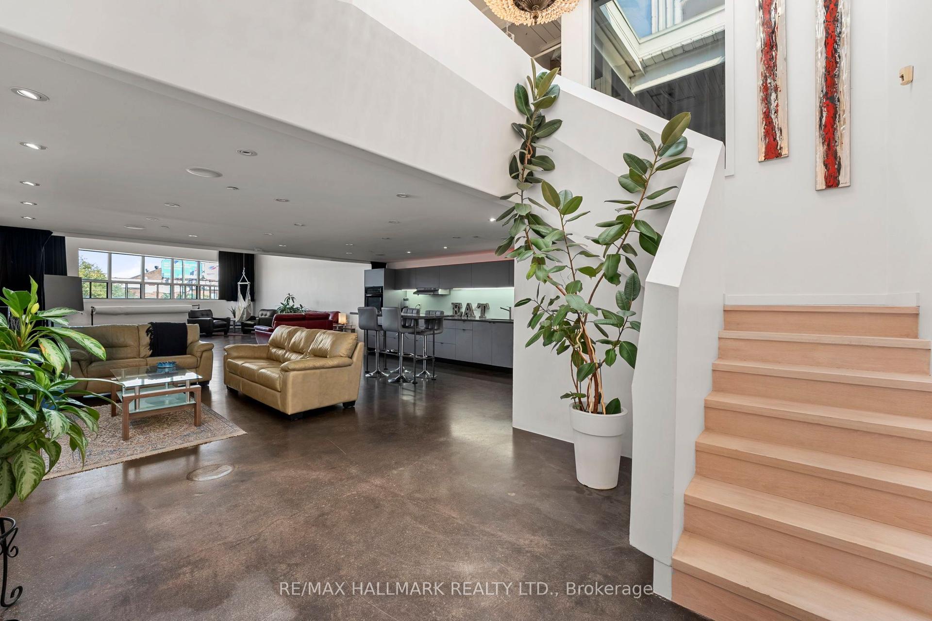 1173 Dundas Street E 226 #226, Toronto — Condo for lease, photo 1