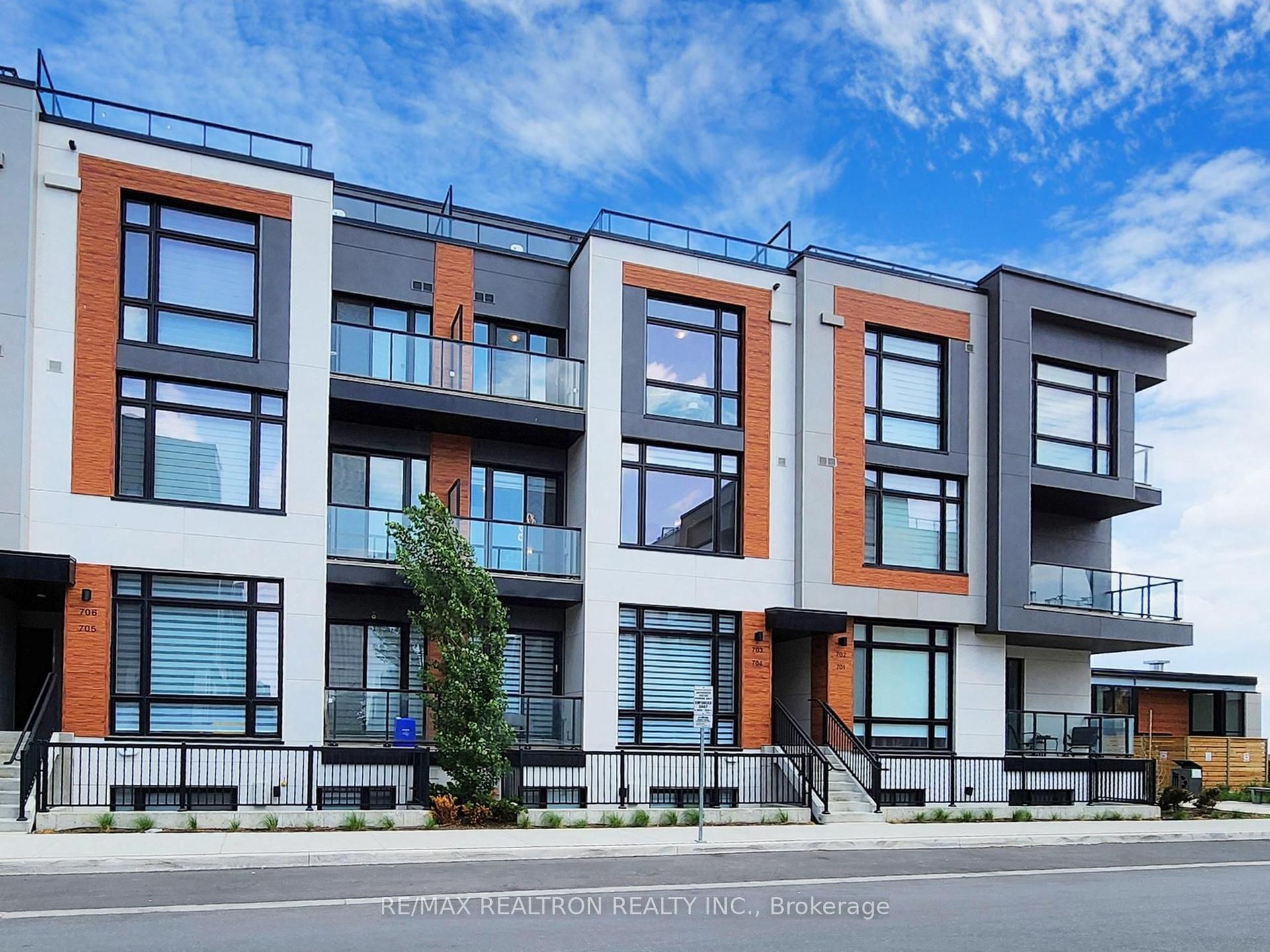 5 Steckley House Lane 703 #703, Richmond Hill — Condo Town for sale, photo 1