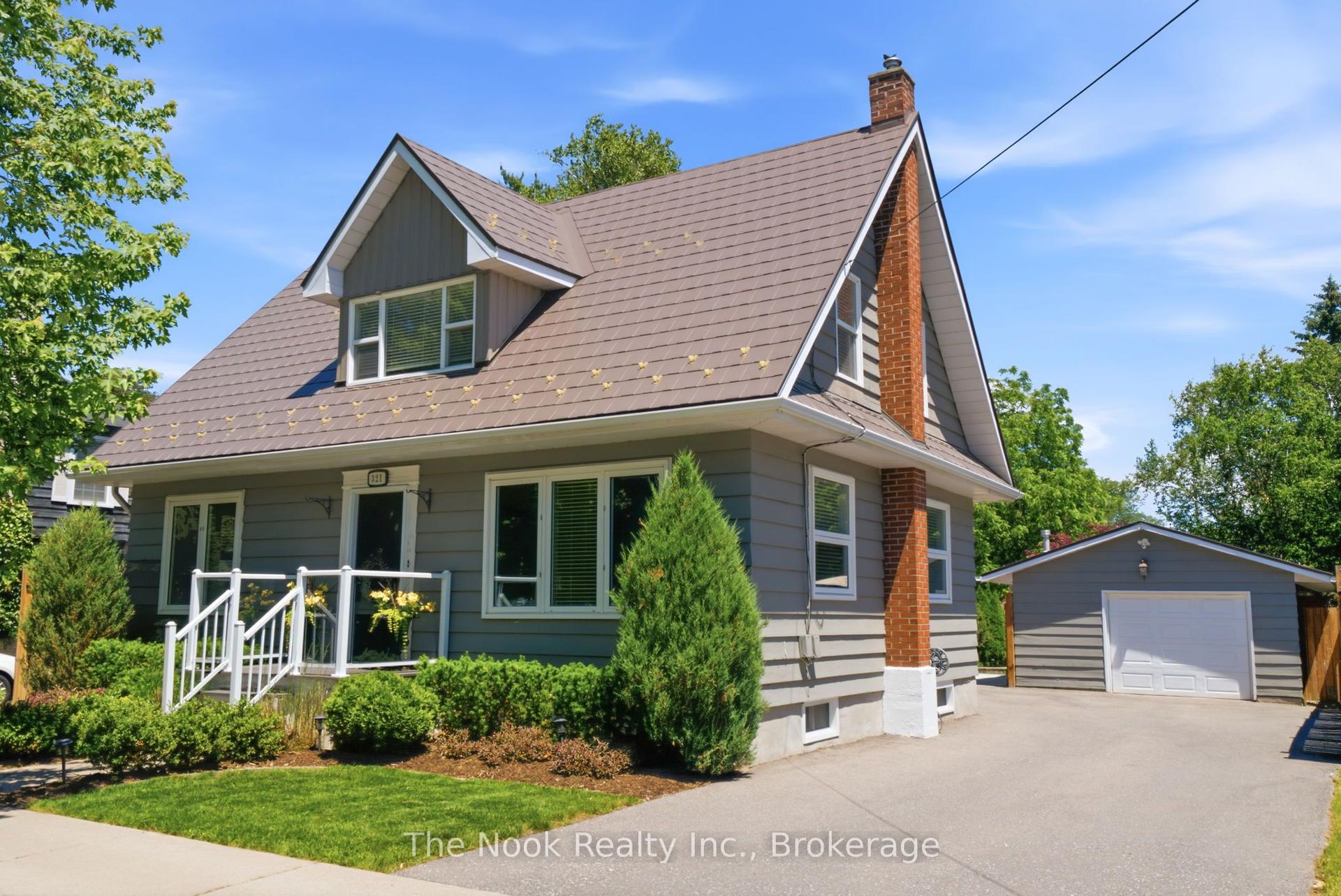 321 Palace Street — photo 1