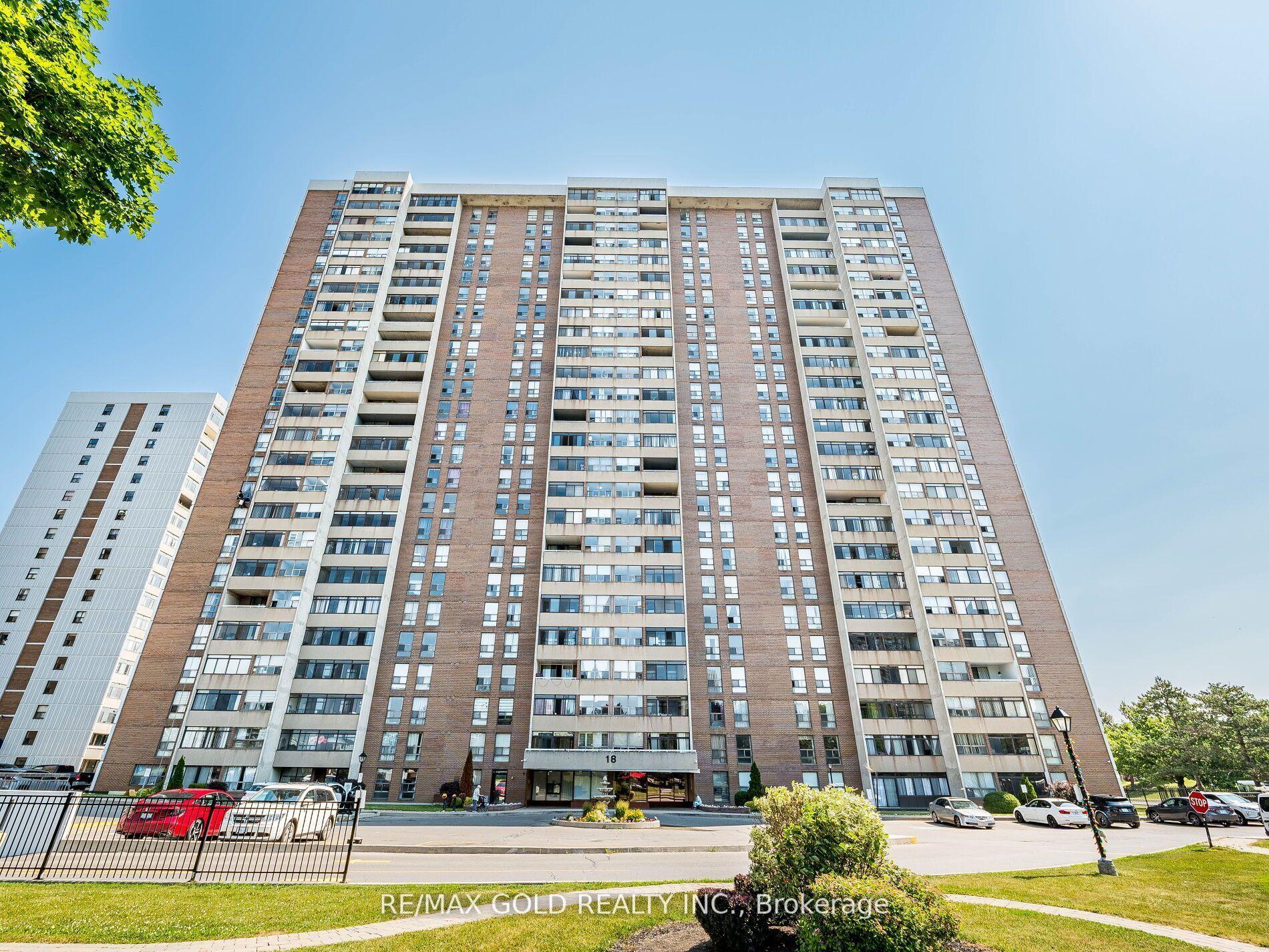 18 Knightsbridge Road 404 #404 — photo 1