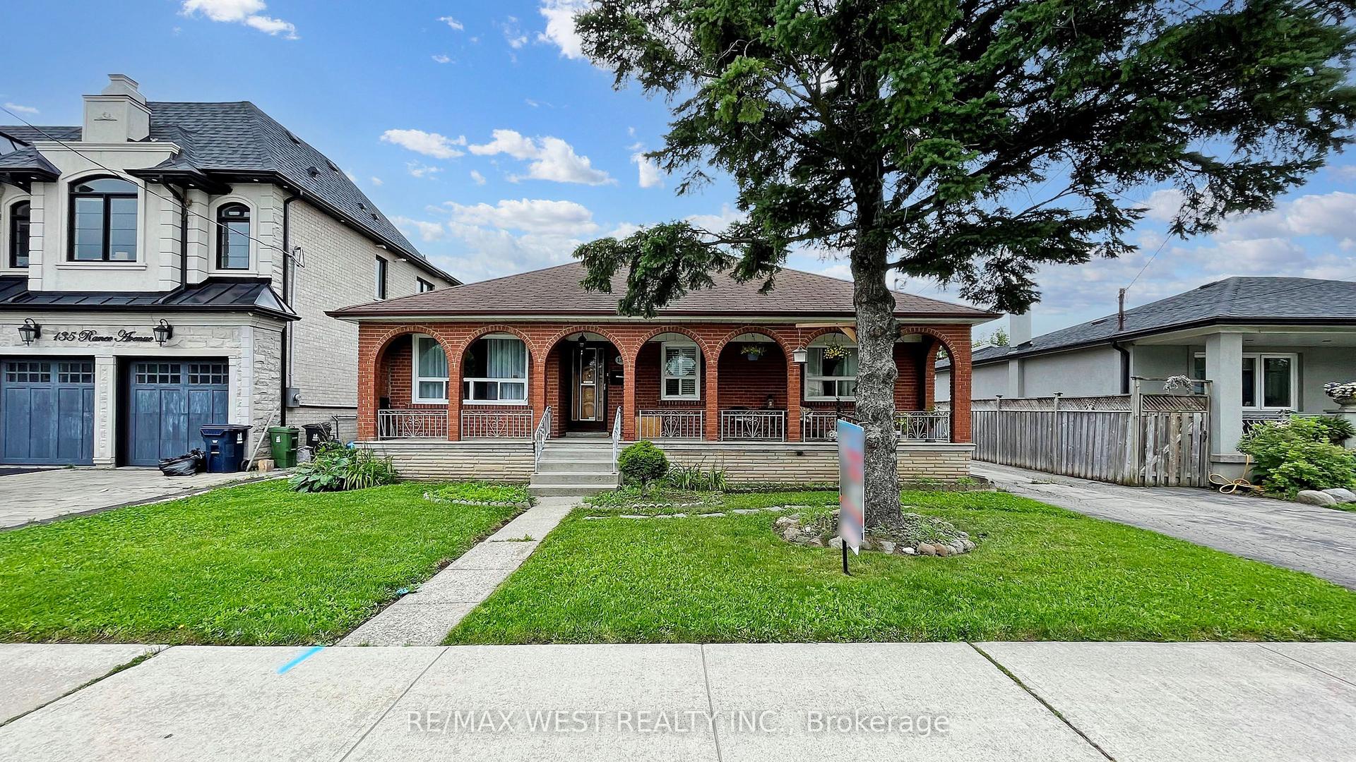 139 Ranee Avenue Main Floor #Main Floor — photo 1