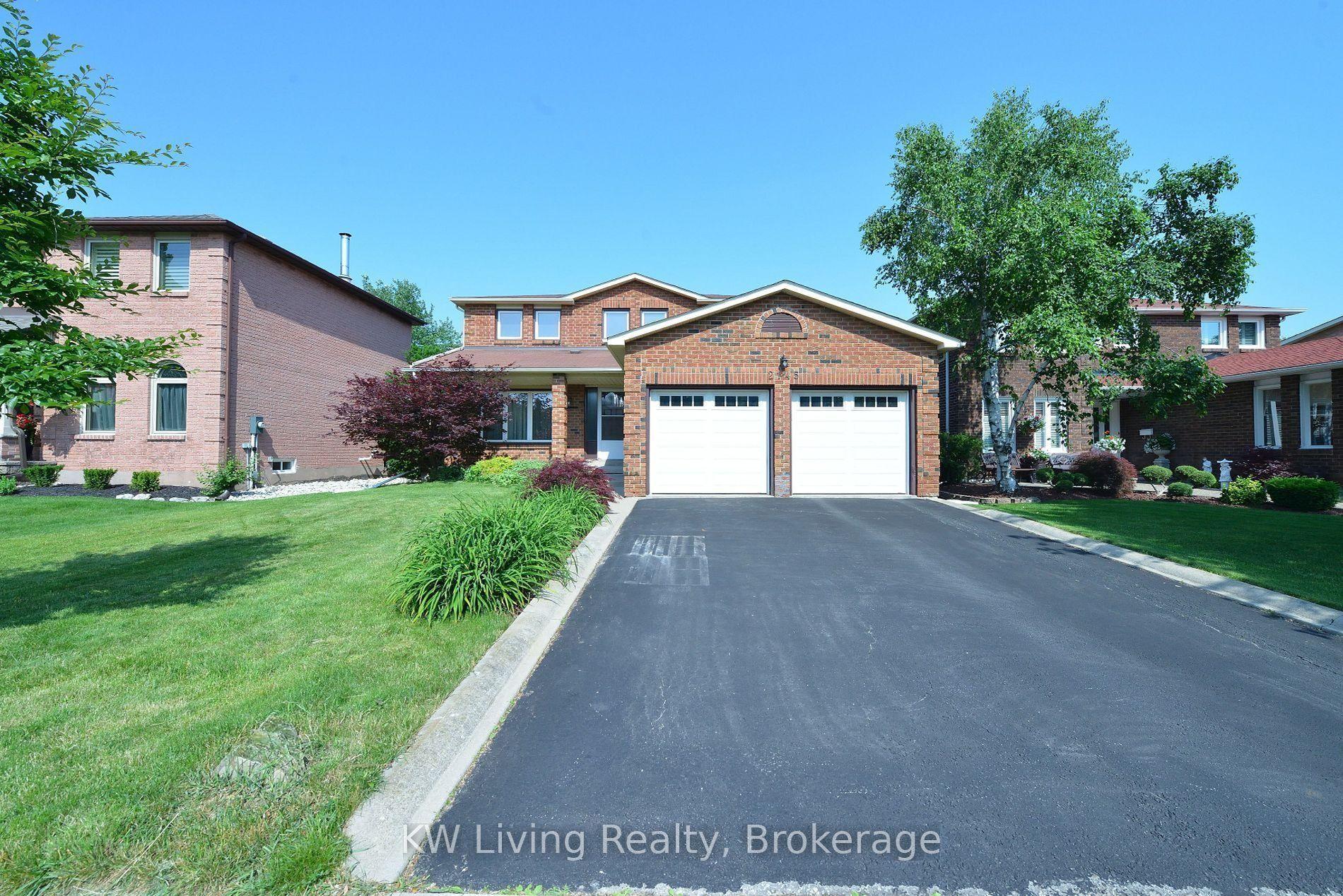 2145 Margot Street, Oakville — Detached for lease, photo 1