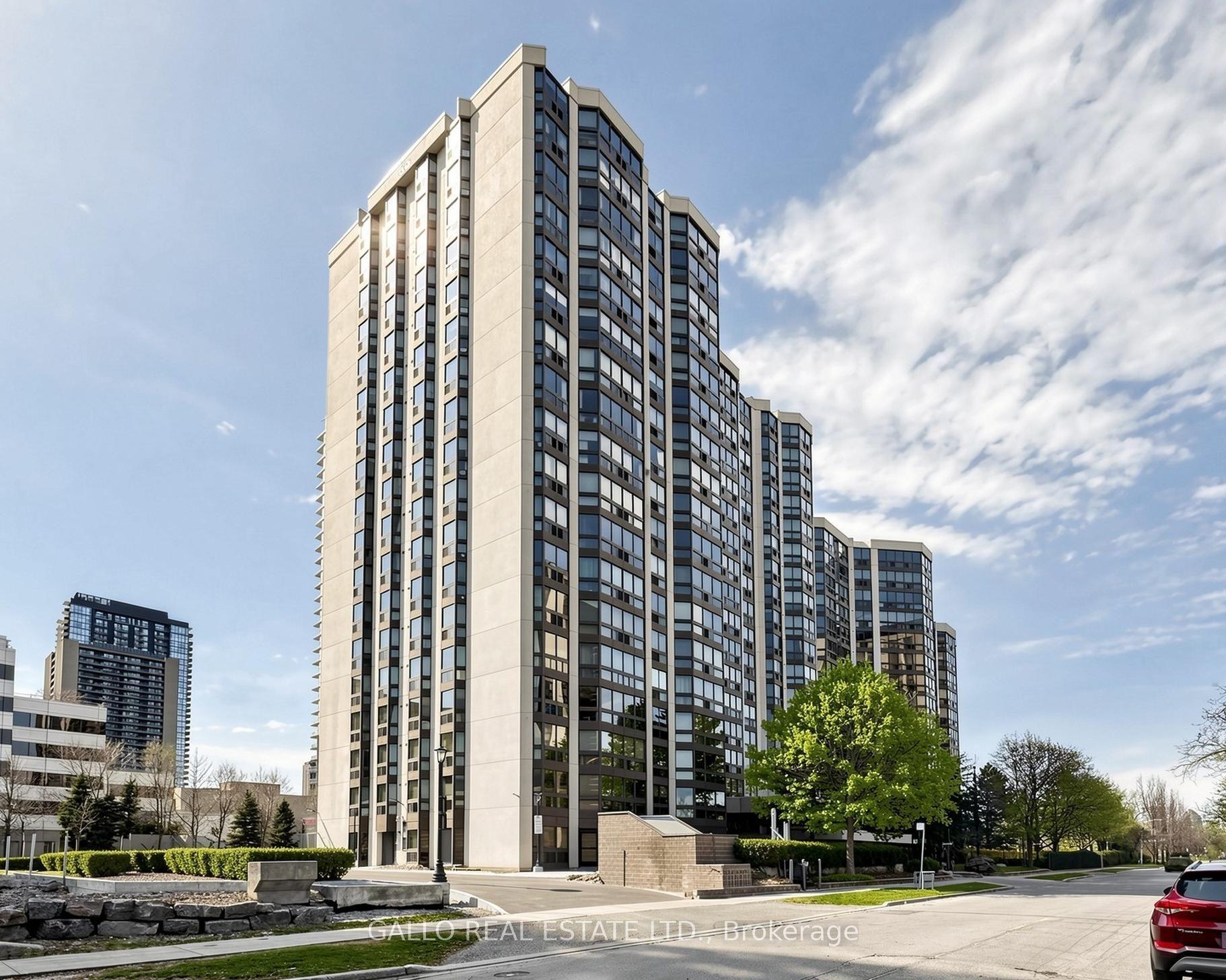 10 Kenneth Avenue 203 #203, Toronto — Condo for sale, photo 1