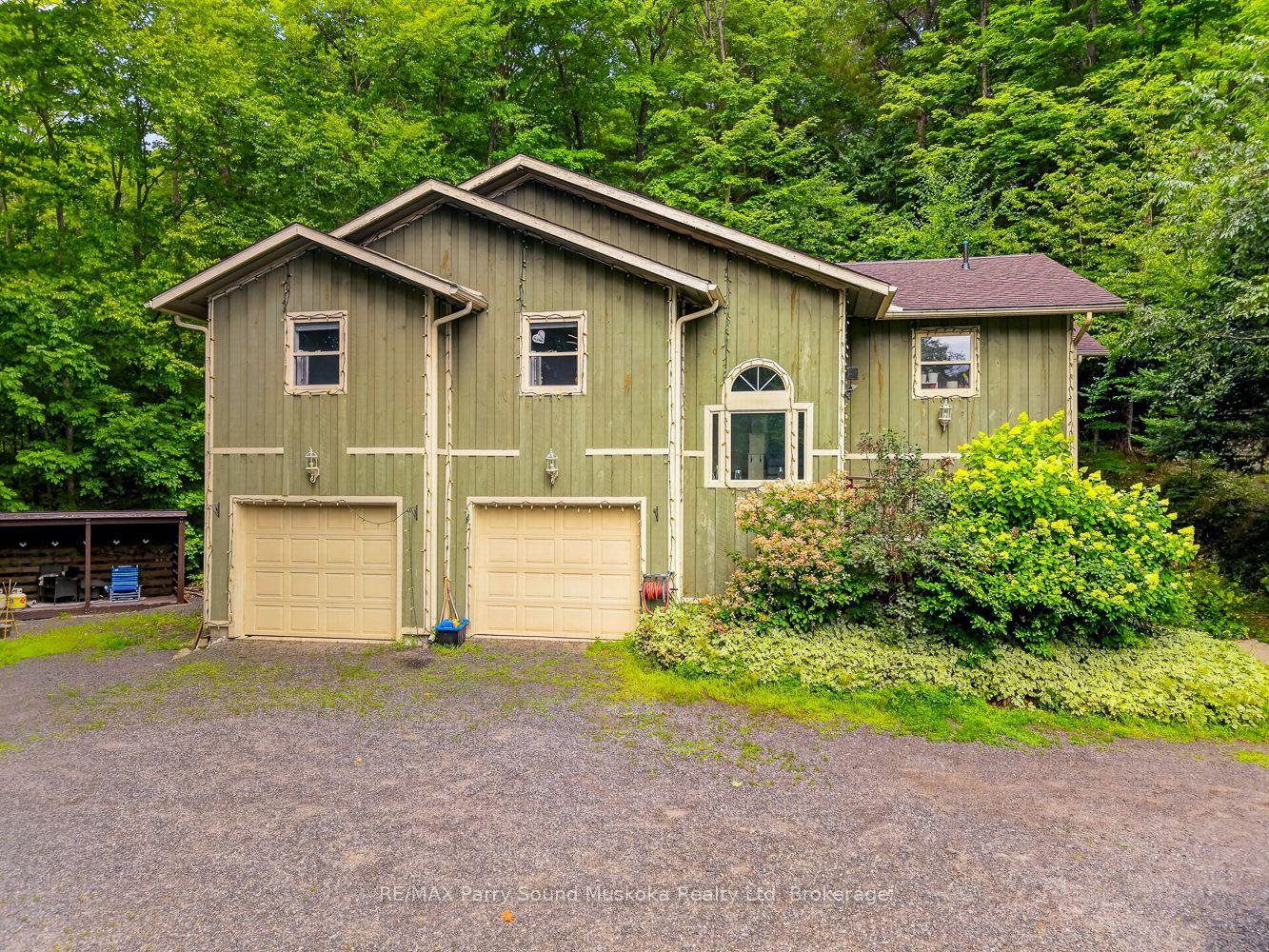 8 Mountain Basin Drive, McDougall — Detached for sale, photo 1
