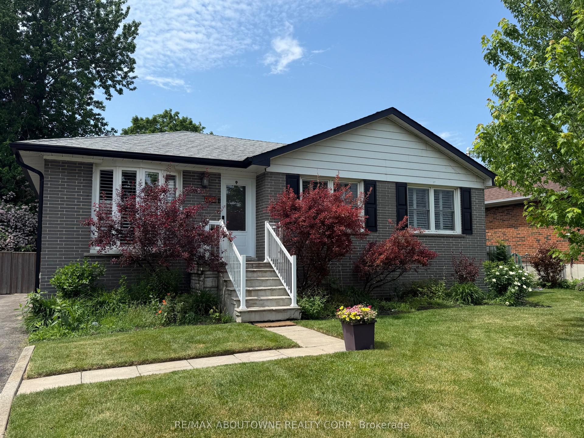134 Wakefield Road — photo 1