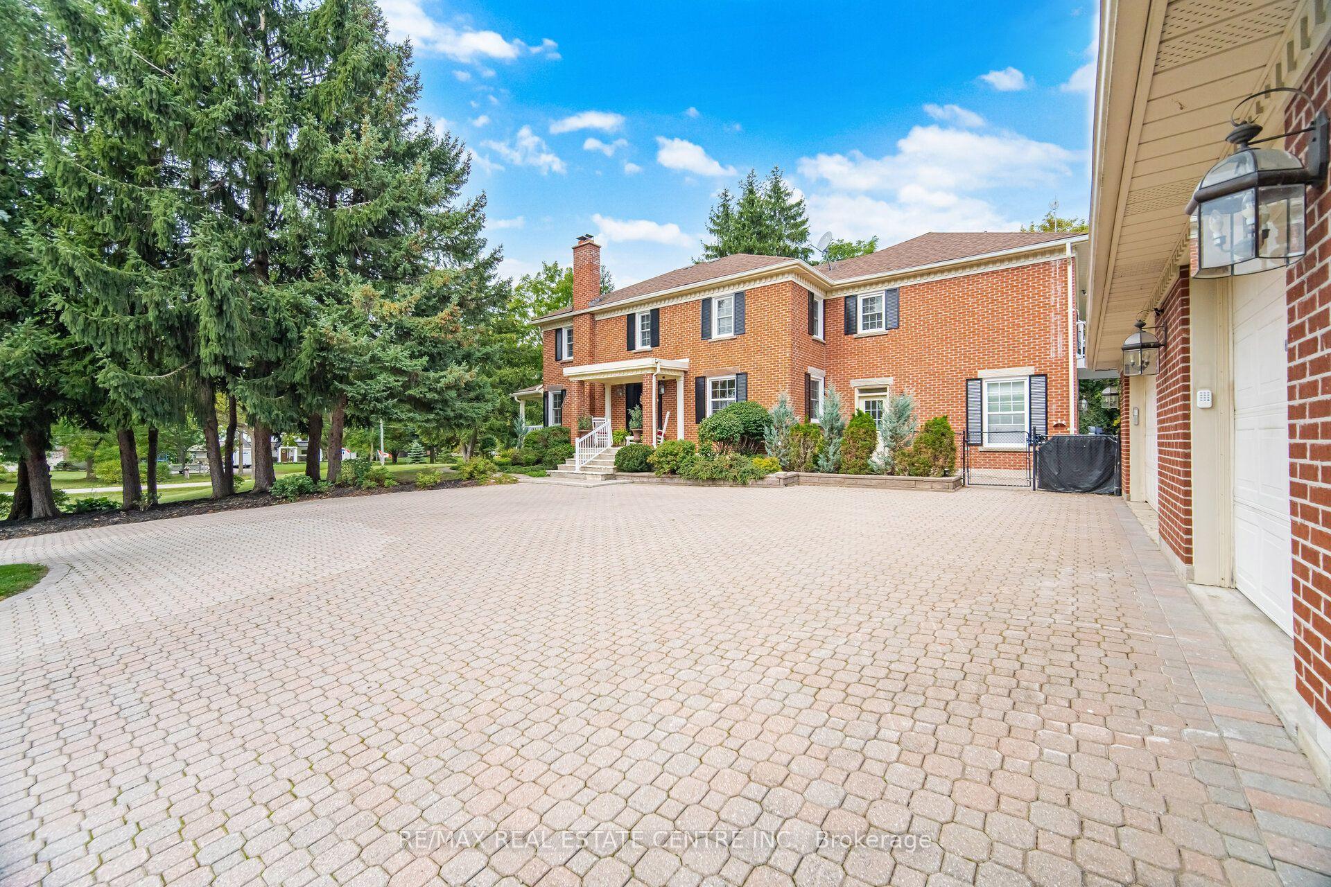 10245 OLD PINE CREST Road, Brampton — Detached for sale, photo 1