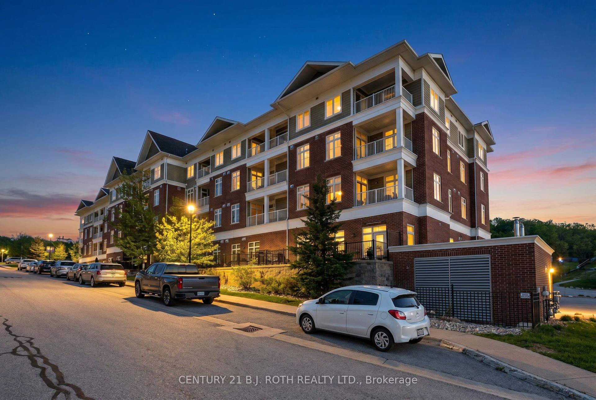 40 Horseshoe Boulevard 310 #310 — photo 1