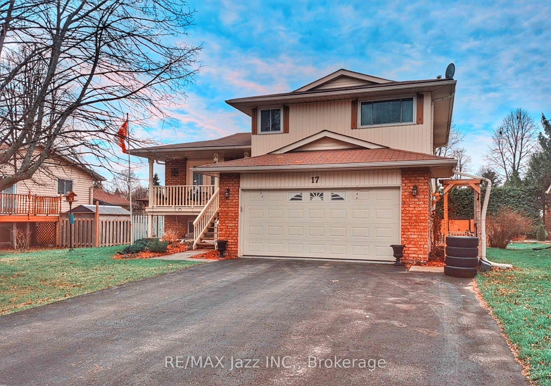 17 Huron Drive — photo 1