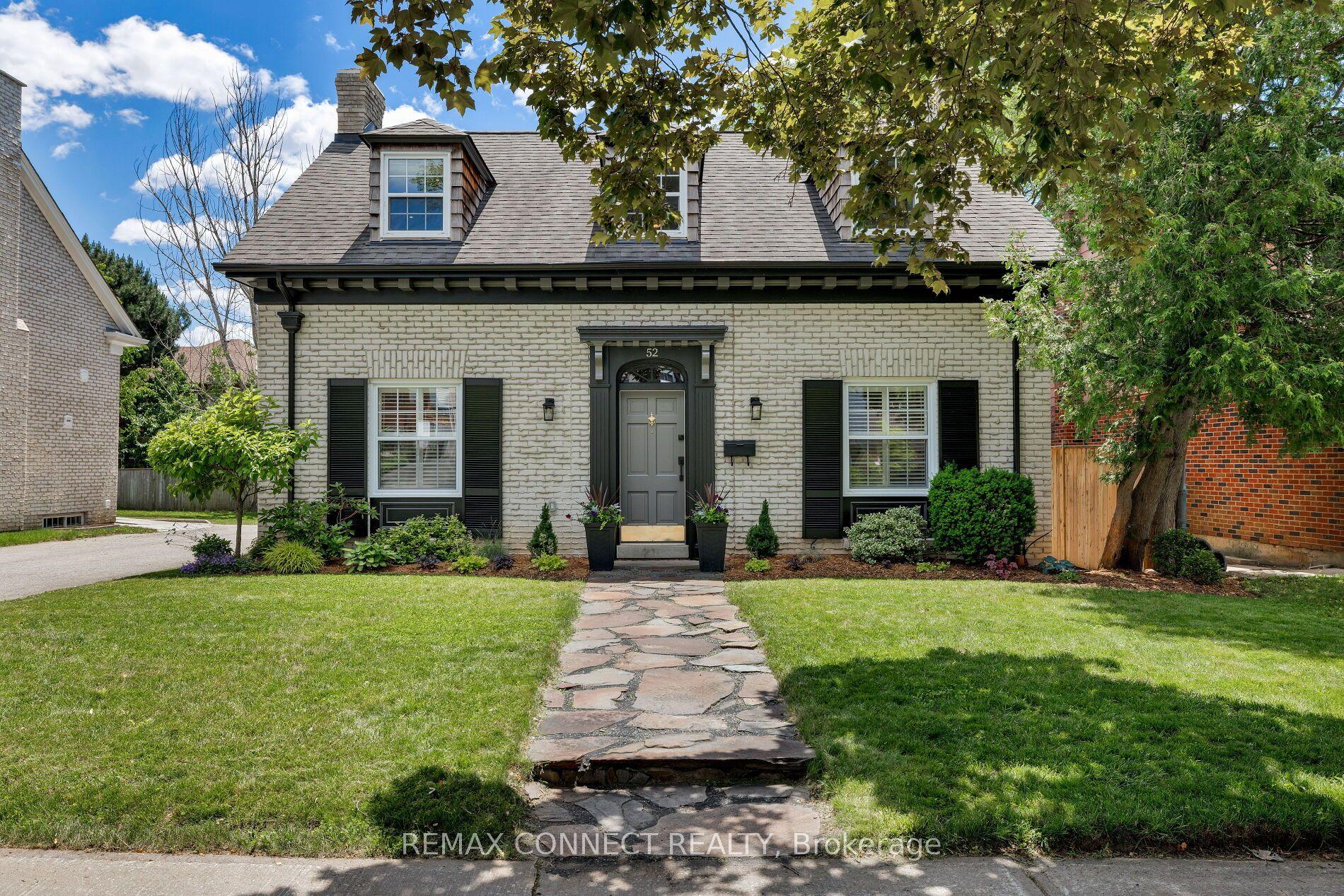 52 Angus Drive — photo 1