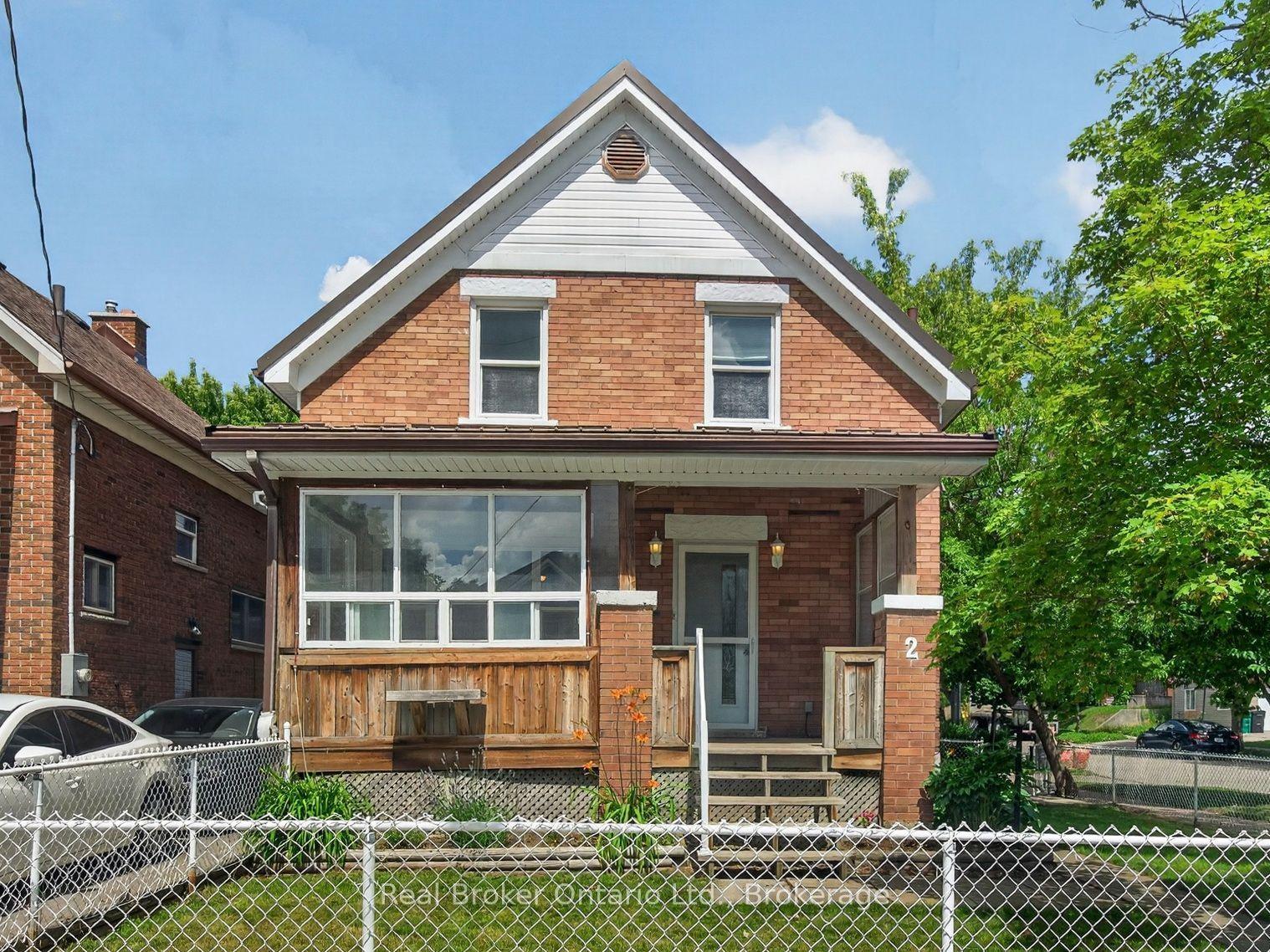 2 Herlan Avenue, Kitchener — Detached for sale, photo 1
