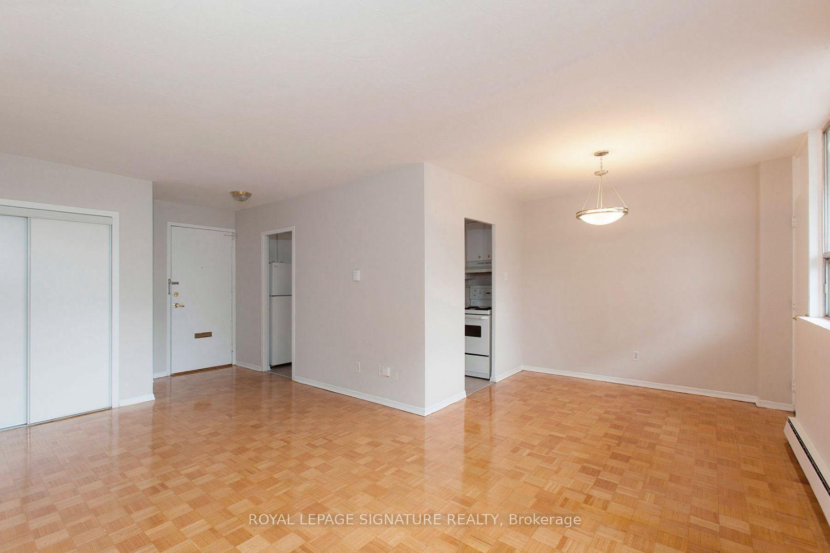 525 Eglinton Avenue E 203 #203 — photo 1