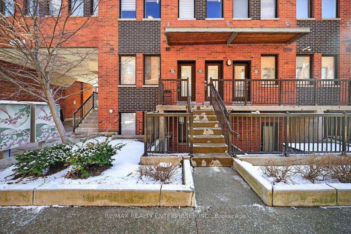 871 Wilson Avenue 21 #21 — photo 1