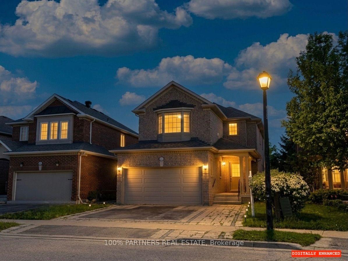 62 Macedonia Court, Newmarket — Detached for sale, photo 1