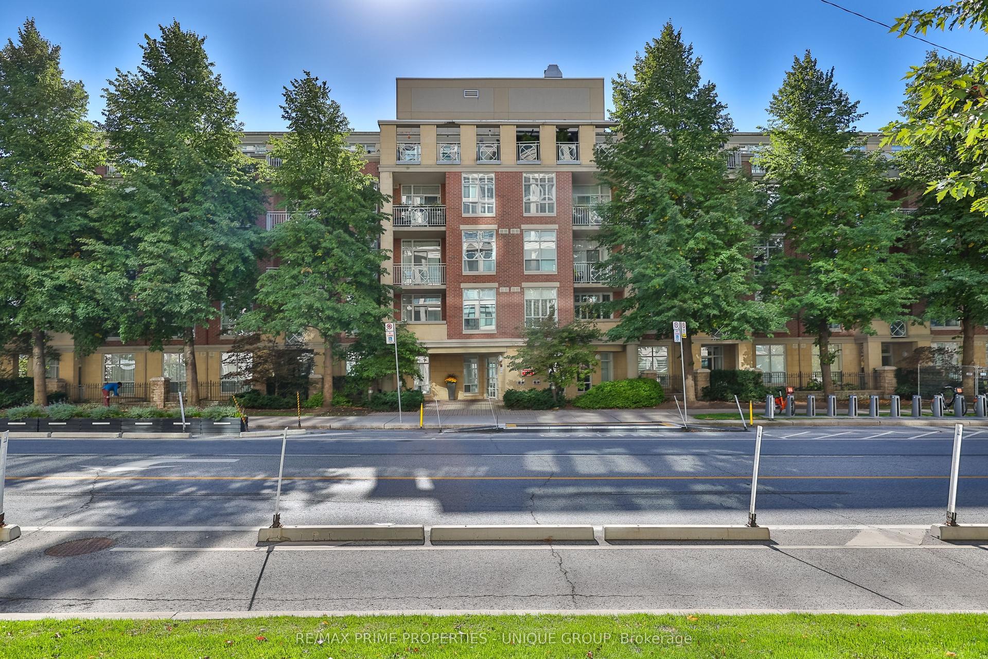 2511 Bloor Street W 202 #202, Toronto — Condo for sale, photo 1