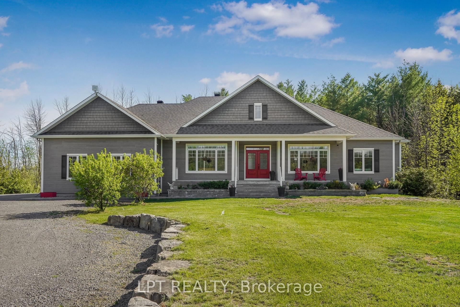 972 Aberdeen Road, Champlain — Detached for sale, photo 1