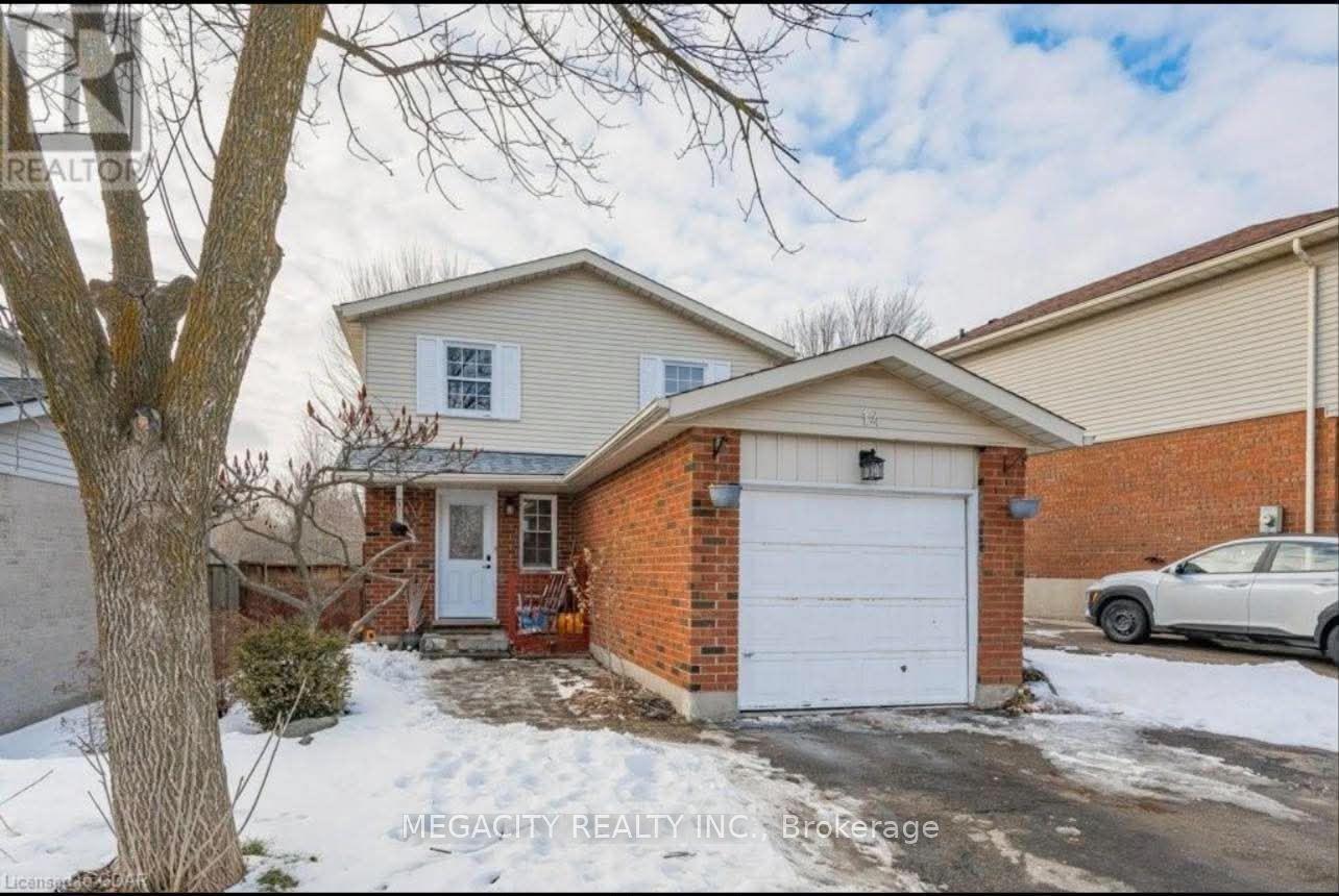 14 Chesterton Lane, Guelph — Detached for lease, photo 1