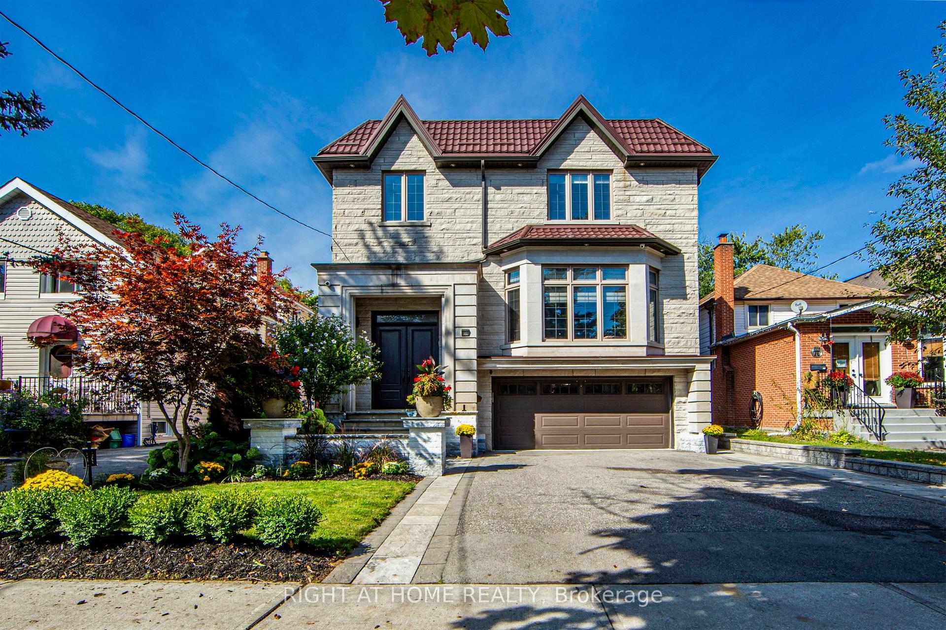 316 Churchill Avenue — photo 1