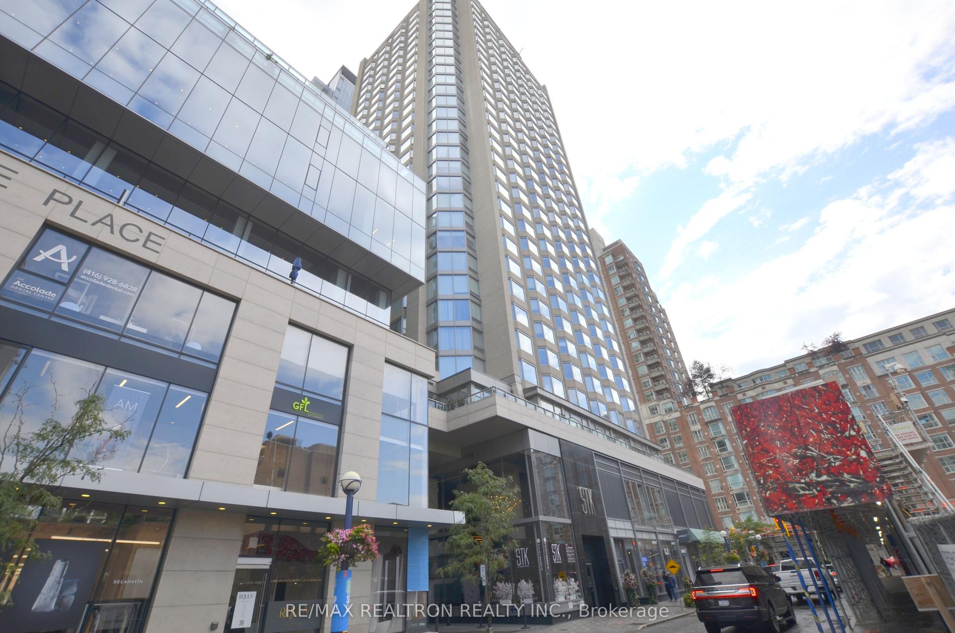 155 Yorkville Avenue 713 #713 — photo 1