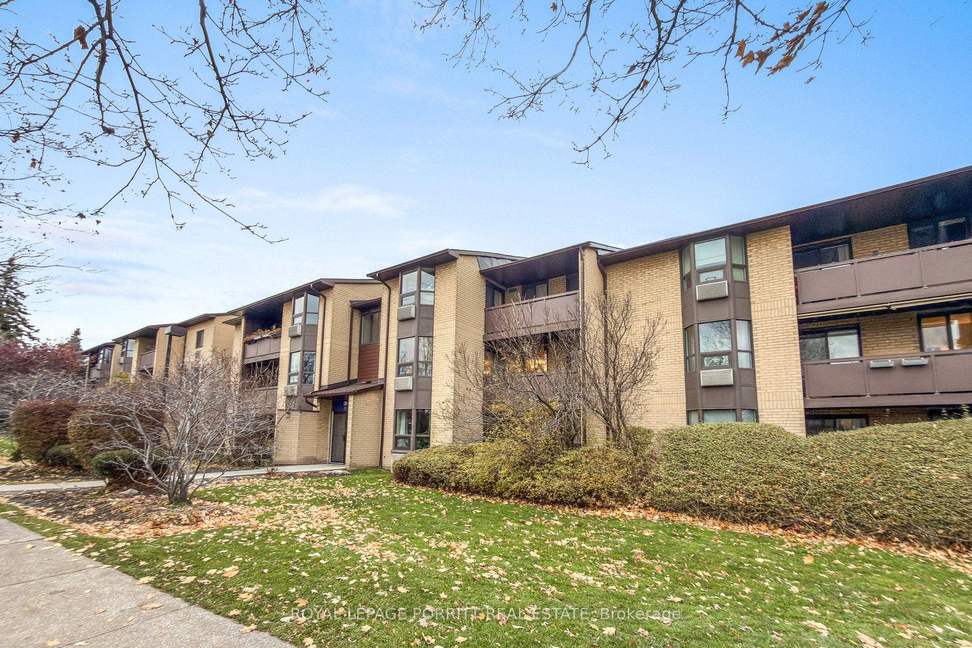 3835 Lake Shore Boulevard W 208 #208 — photo 1