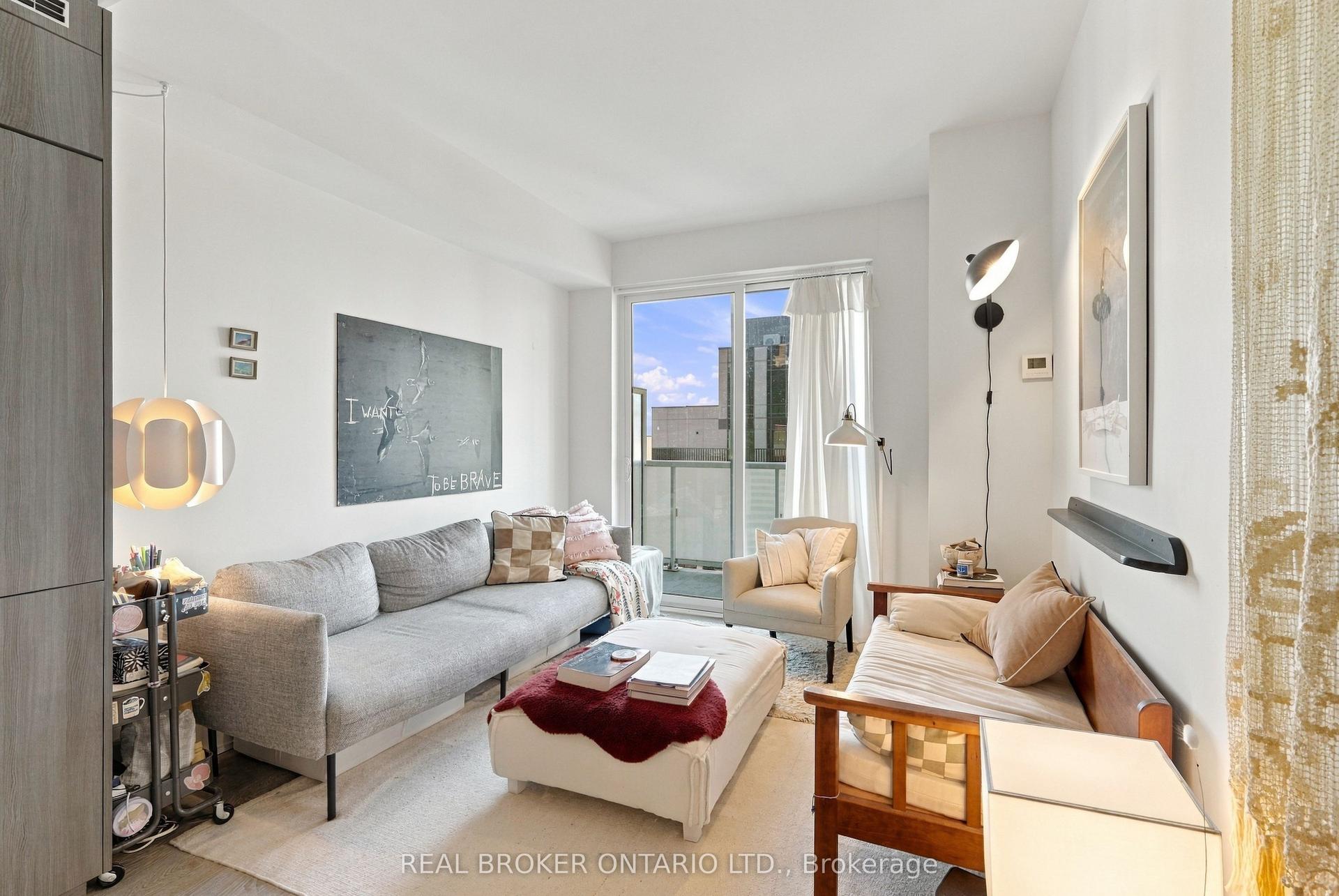 101 Erskine Avenue 2004 #2004, Toronto — Condo for sale, photo 1