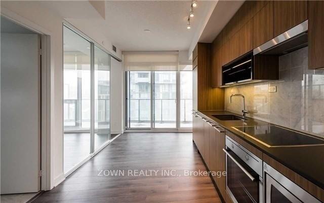 90 Queens Wharf Road 302 #302 — photo 1