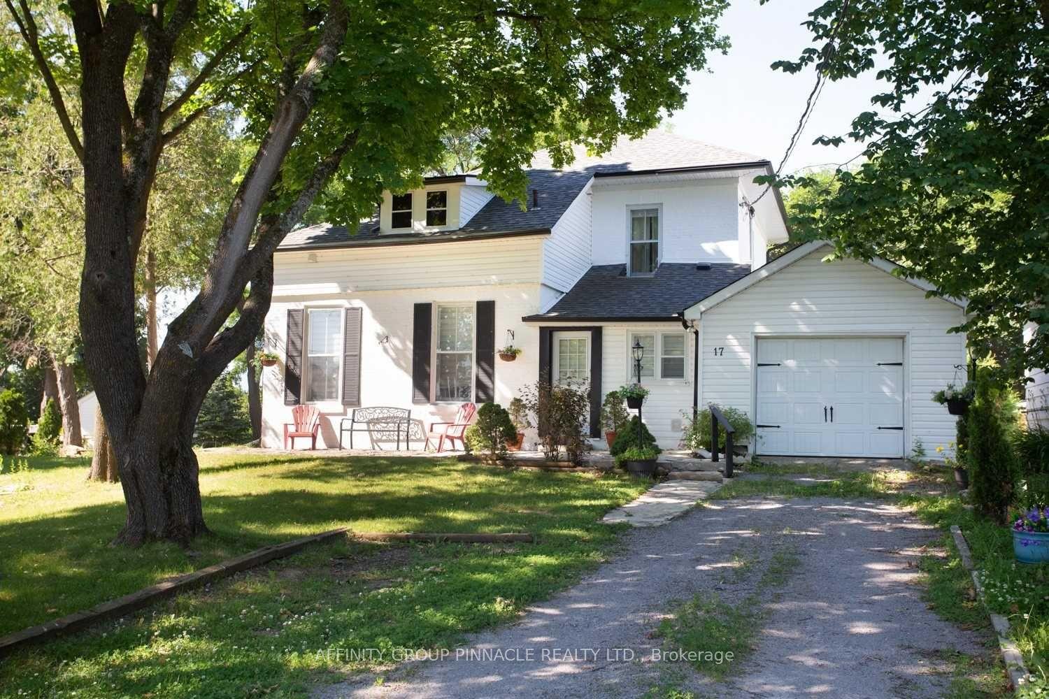 17 Dodd Street, Kawartha Lakes — Detached for sale, photo 1