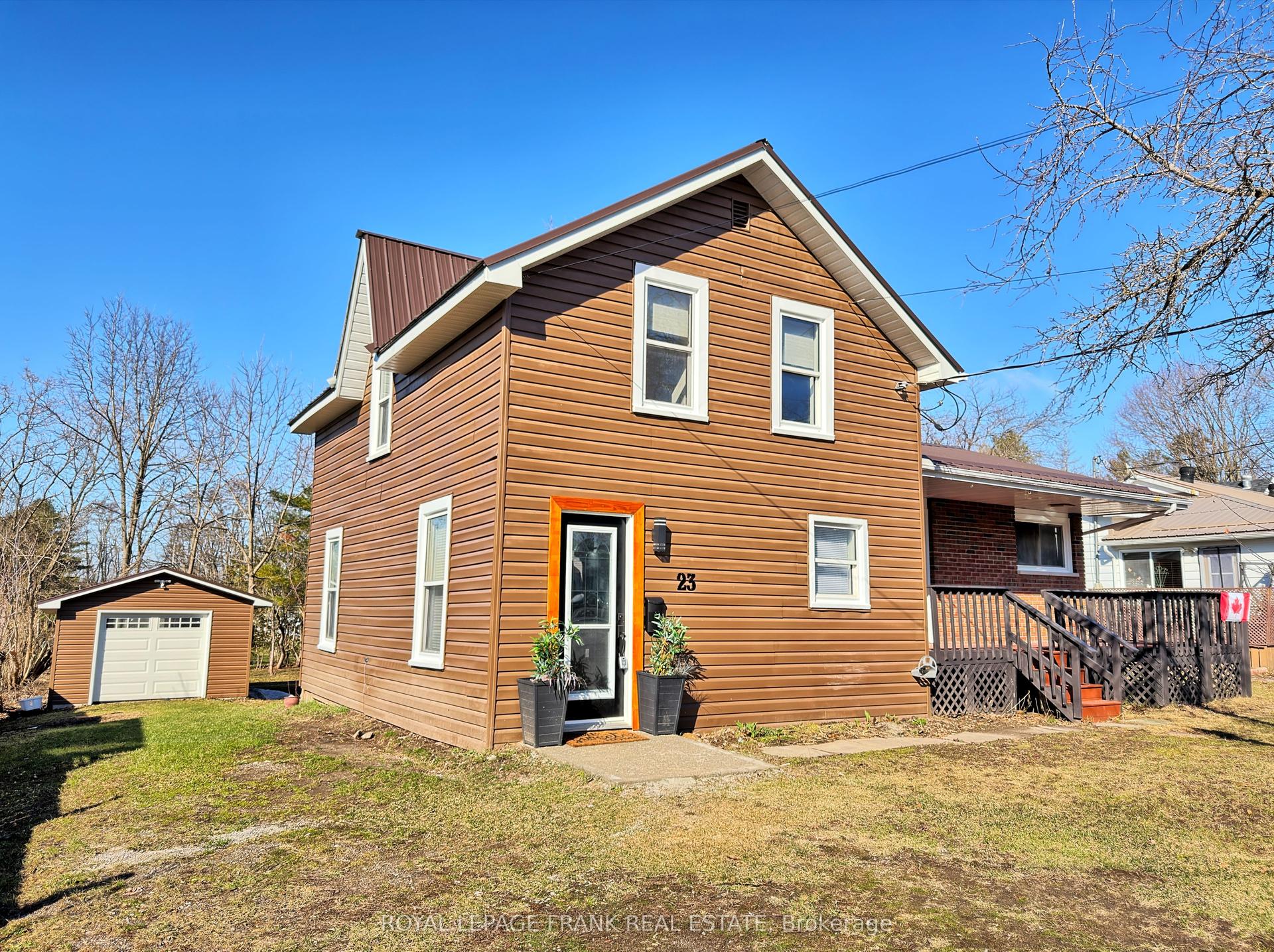 23 N Hastings Avenue — photo 1